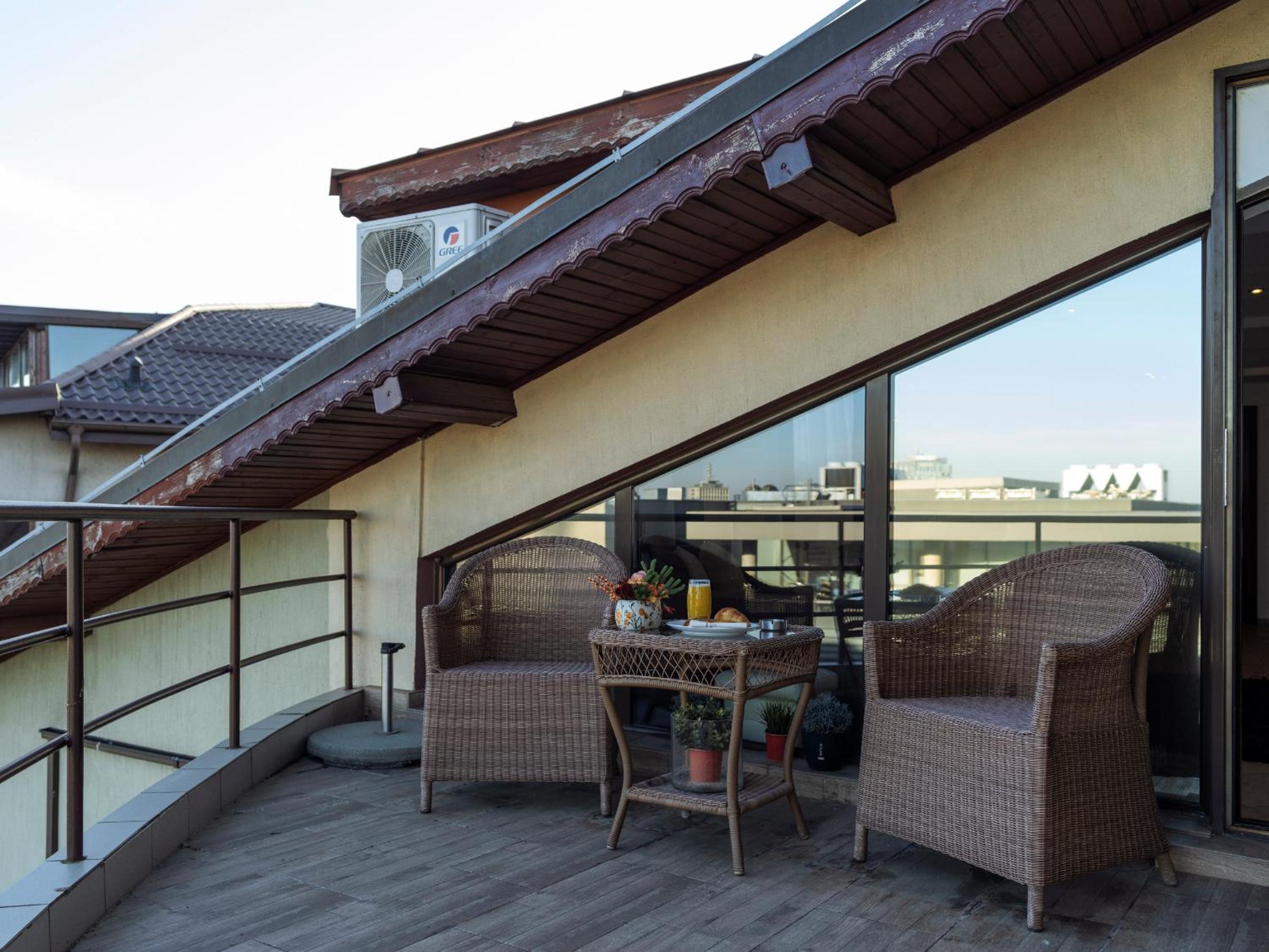 balance & terrace