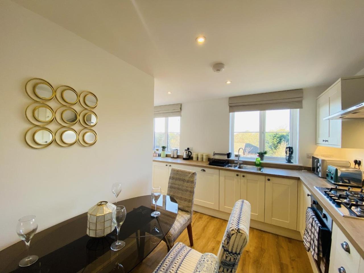 Family Home in Seaside Town view 4
