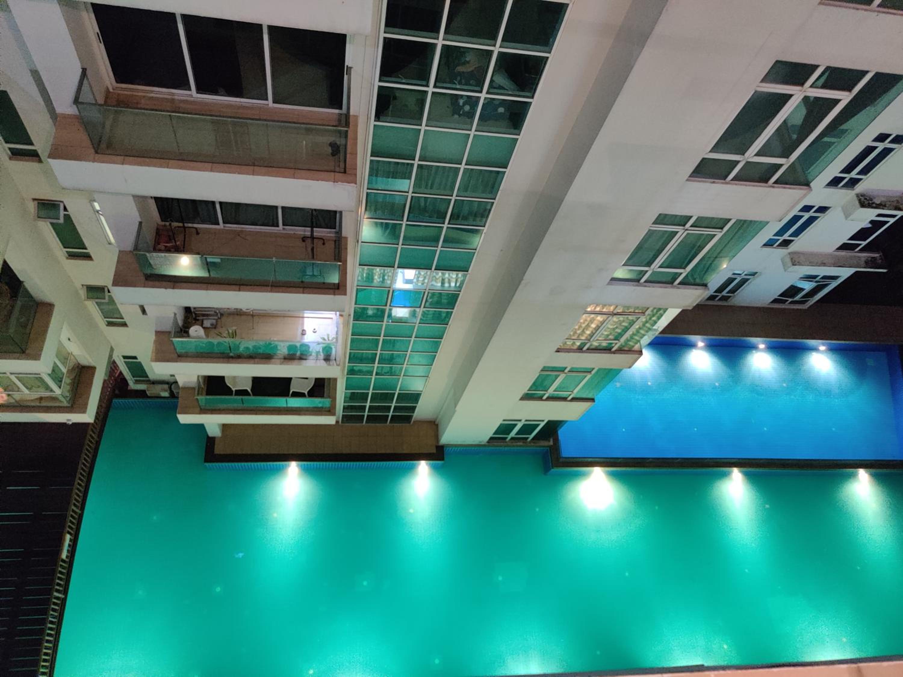 Ksl D'Esplanade Studio Apartment's 2