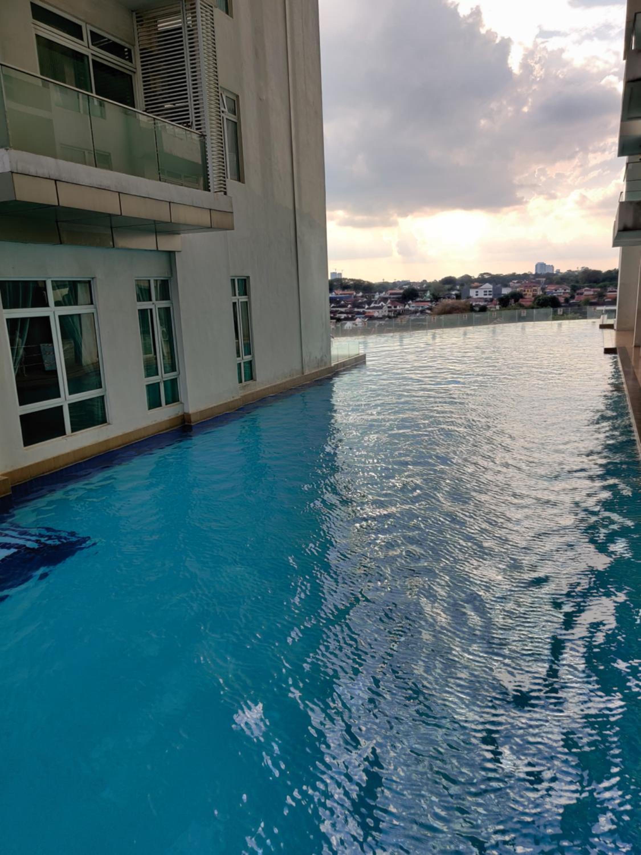 Ksl D'Esplanade Studio Apartment's 2