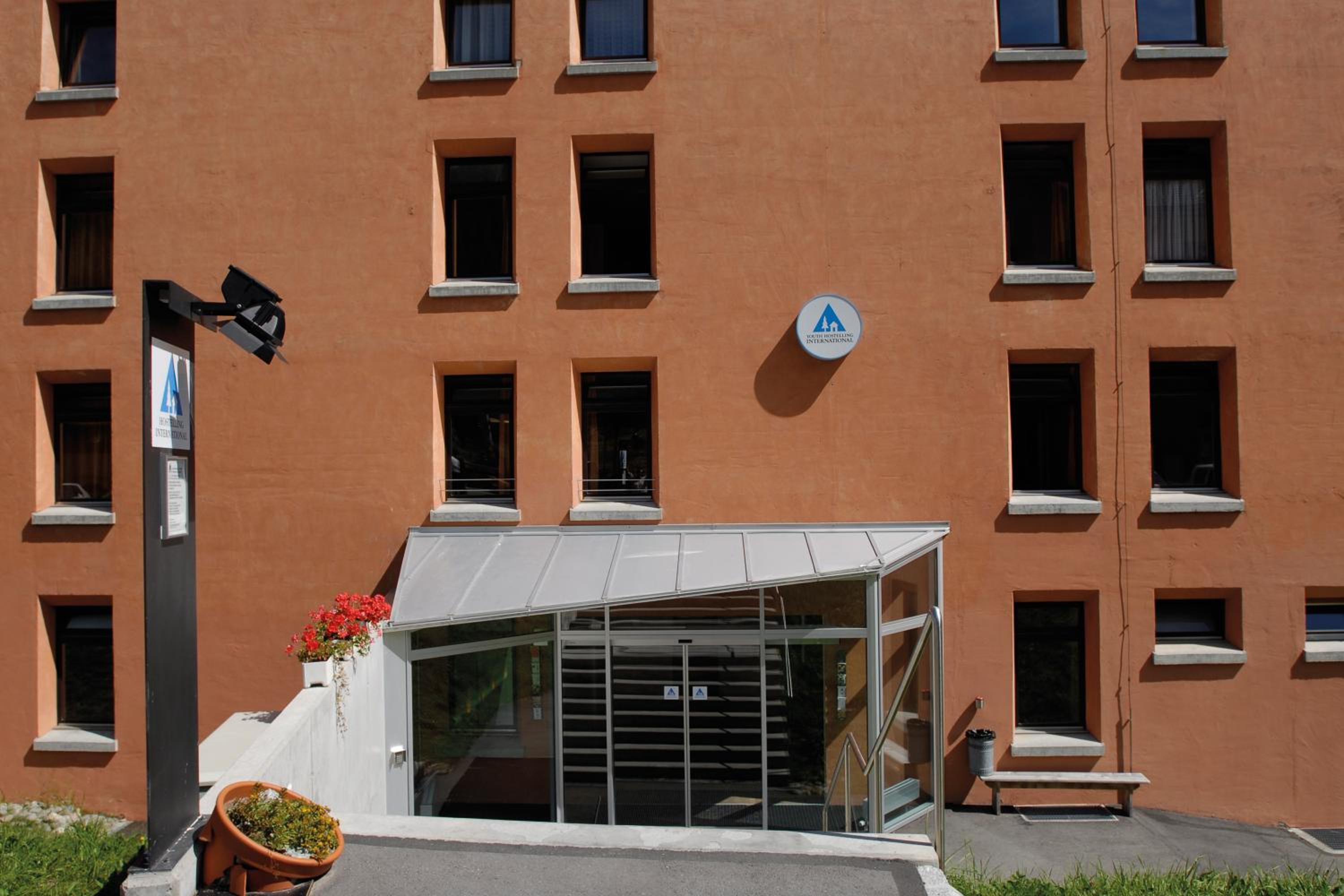 Pontresina Youth Hostel