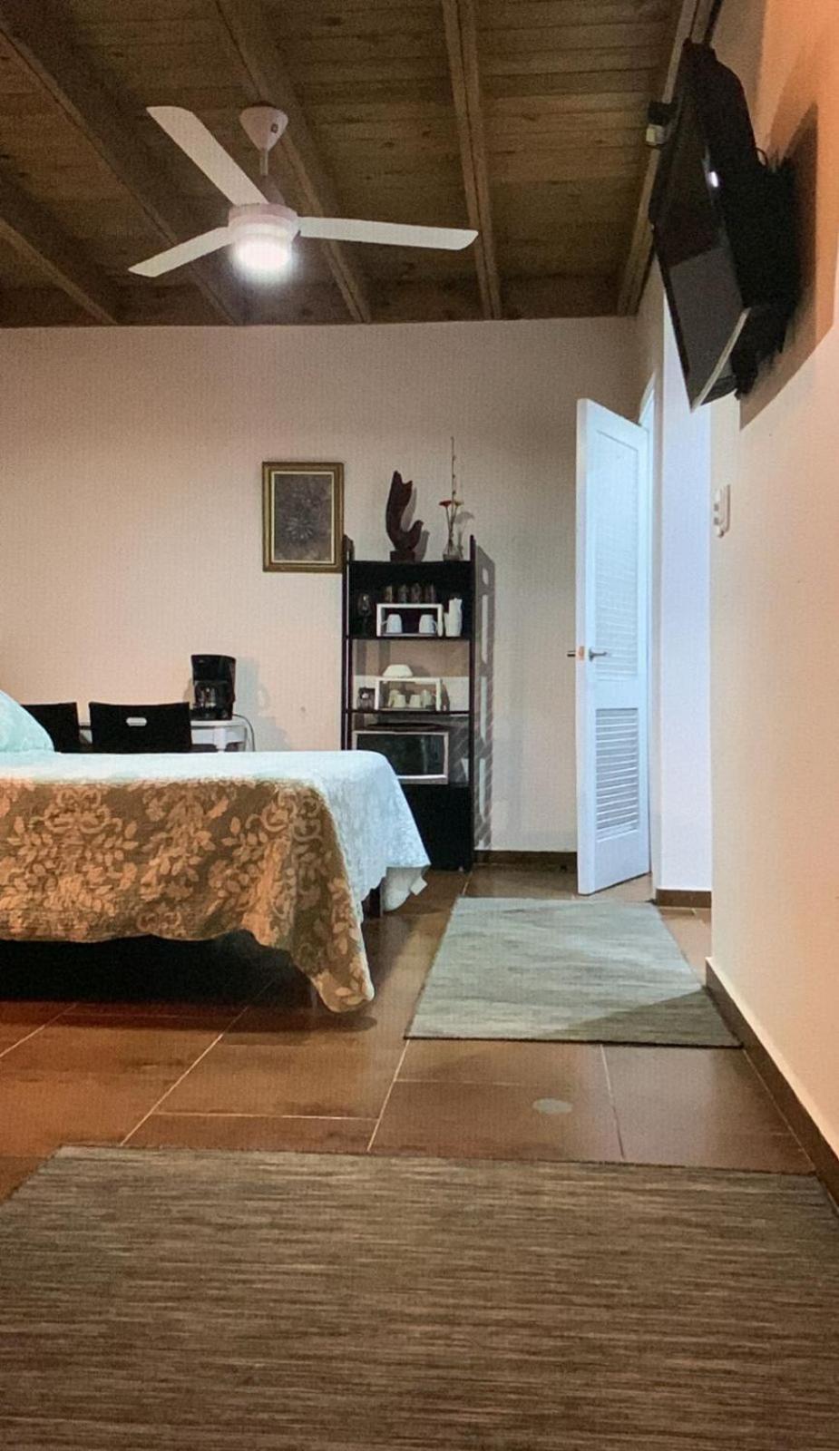 Manaya Bed & Breakfast