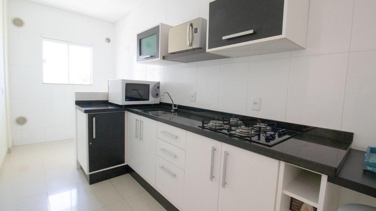 Apartamento 2 quartos sendo uma suite no centro de Bombinhas view 5