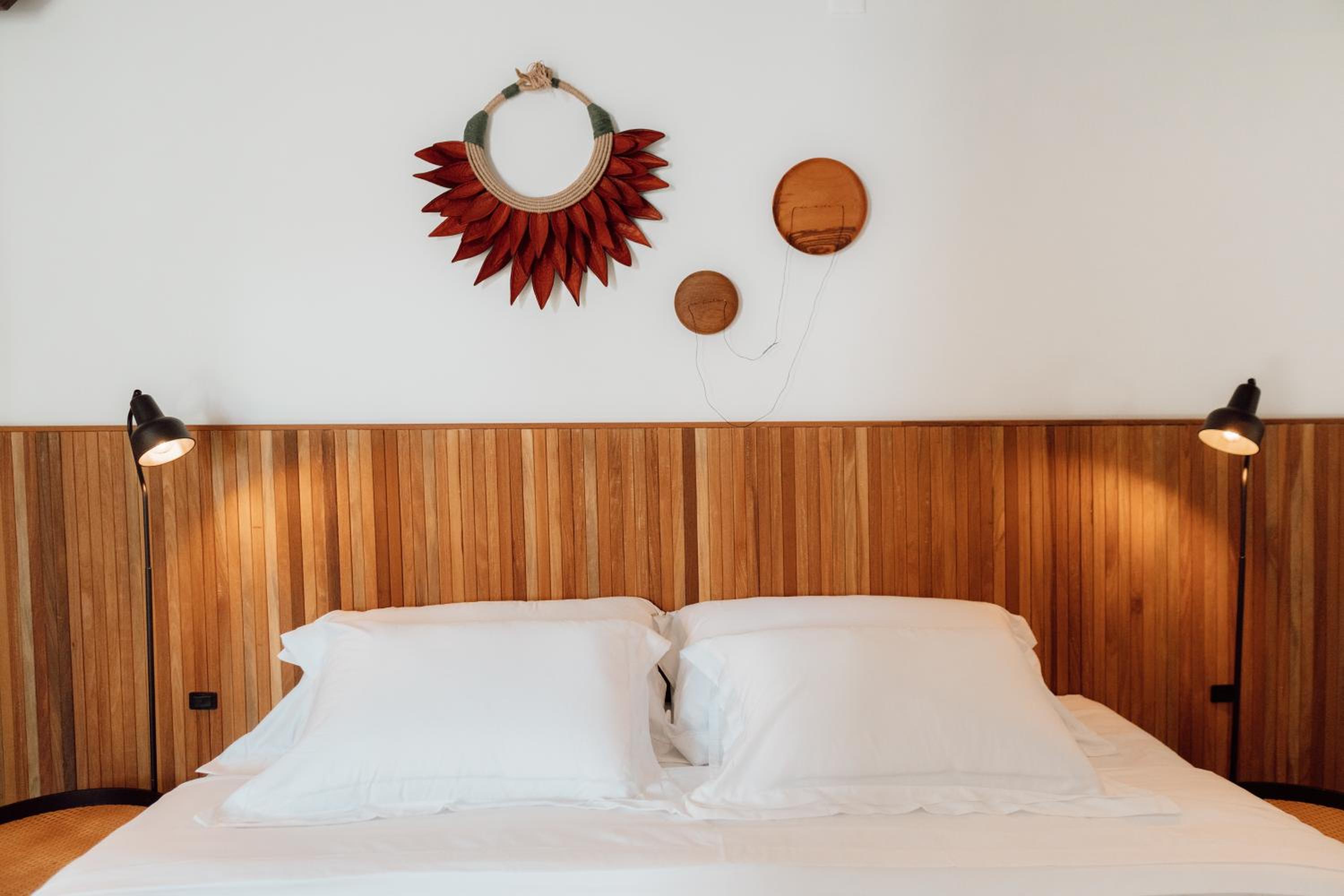 Naatooh Guest Houses