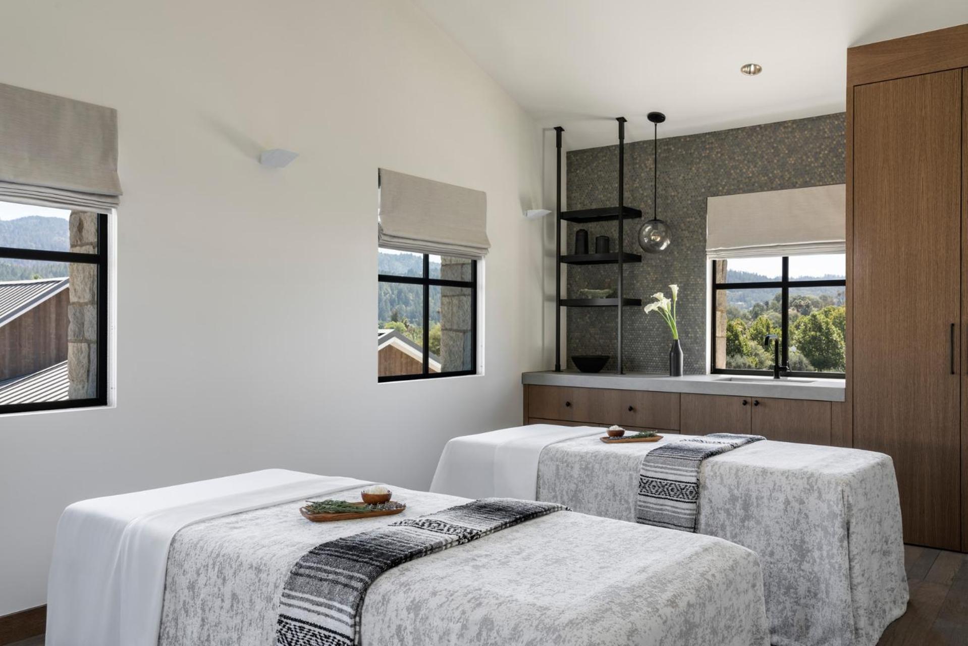 Napa Valley / Sonoma Vacations - Four Seasons Resort Napa Valley - Property Image 1