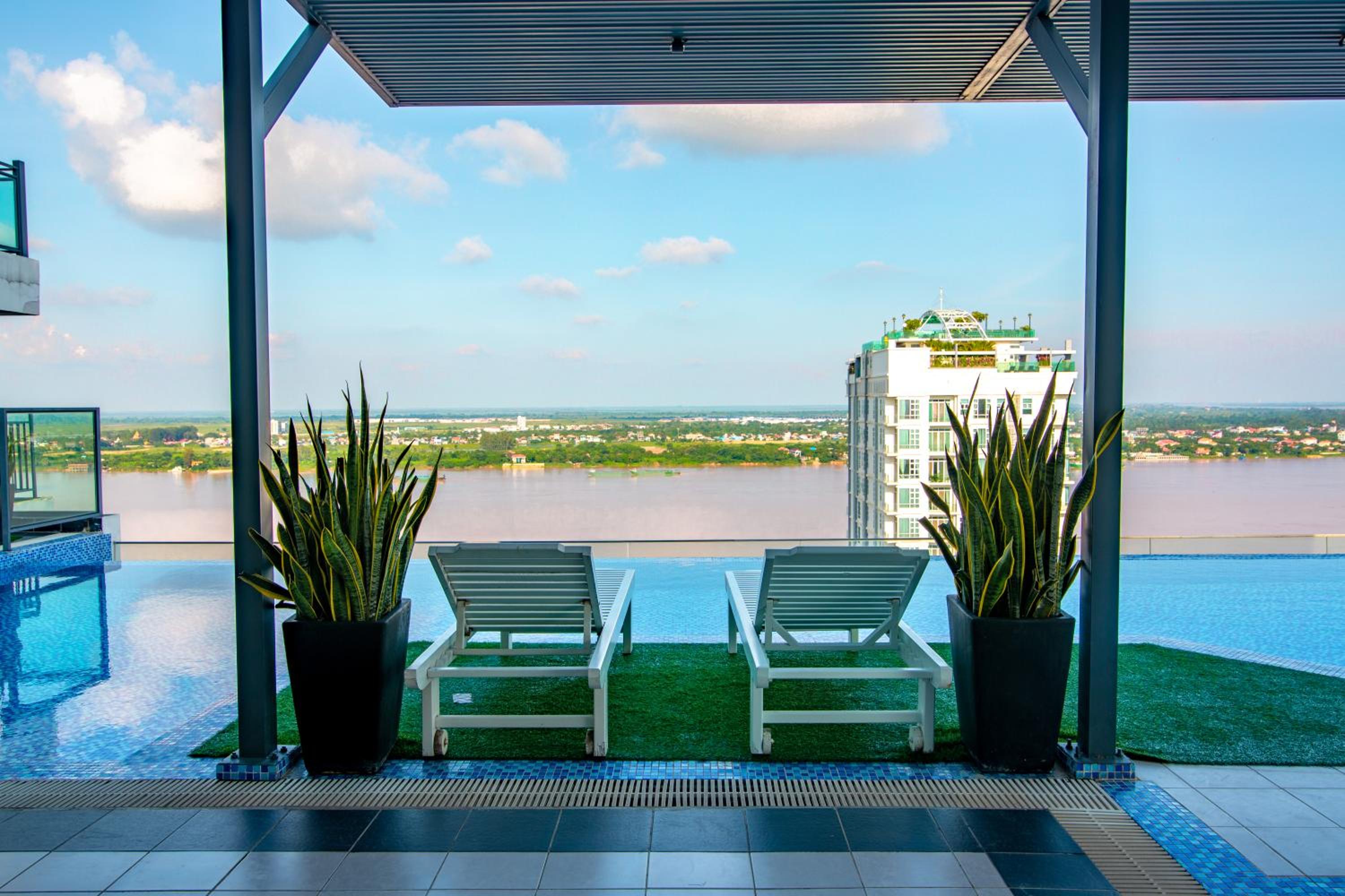 MekongView 6 CondoTel view 4