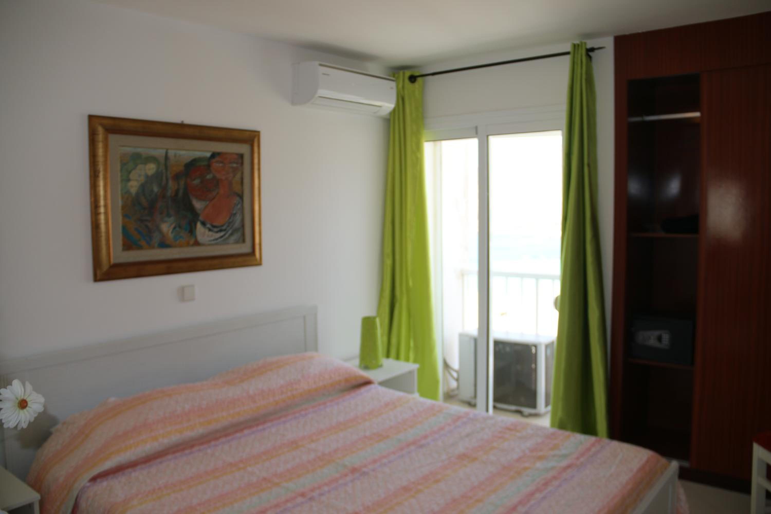 Photo 49