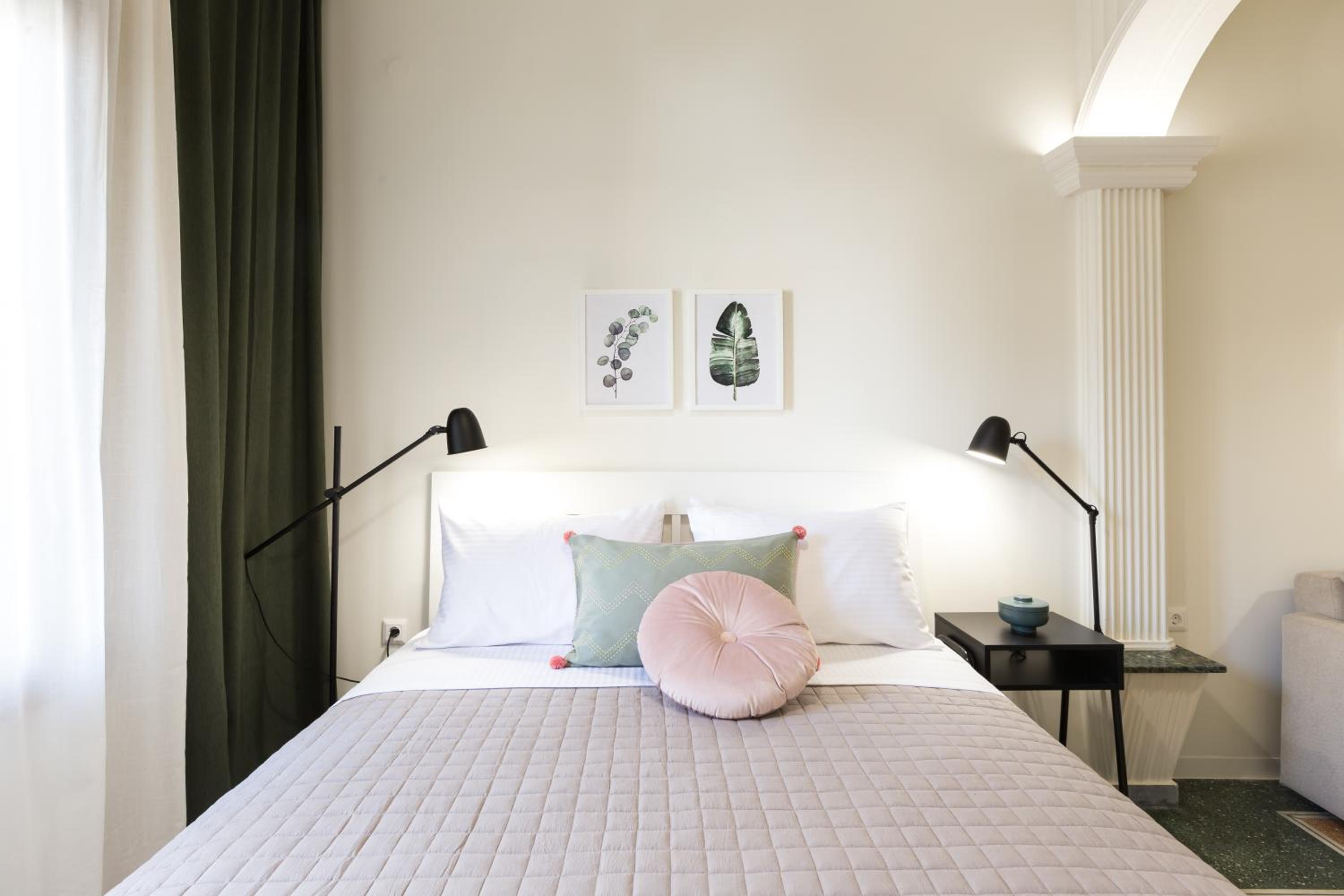 Effie's cozy old town studios photo 3