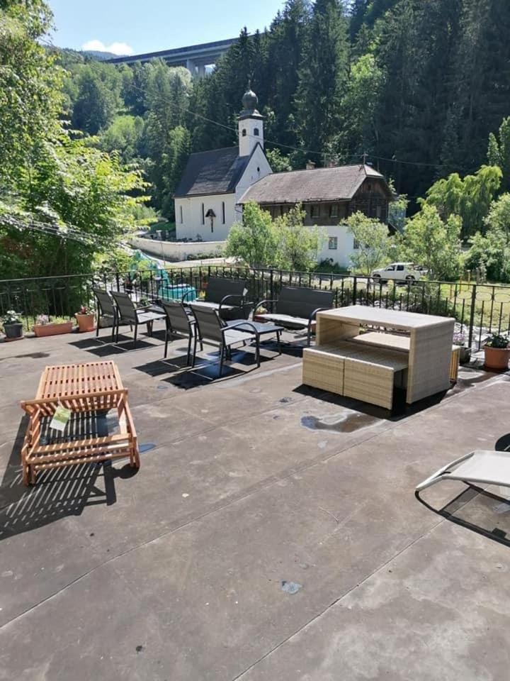 Large Family Holiday Home near Katschberg