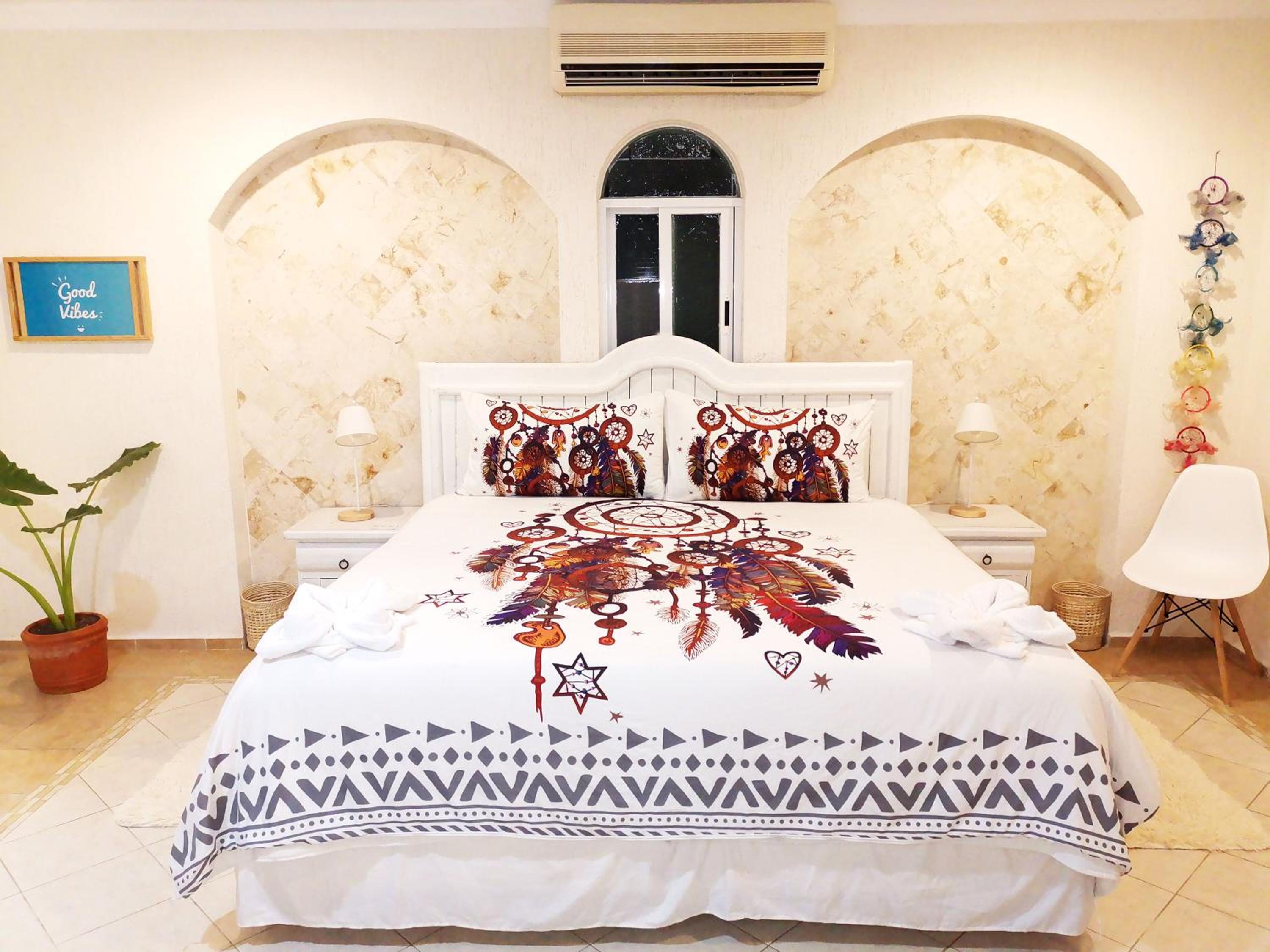BEAUTIFUL & COZY NEAR BEACH Apartment Pool & KingSize Bed