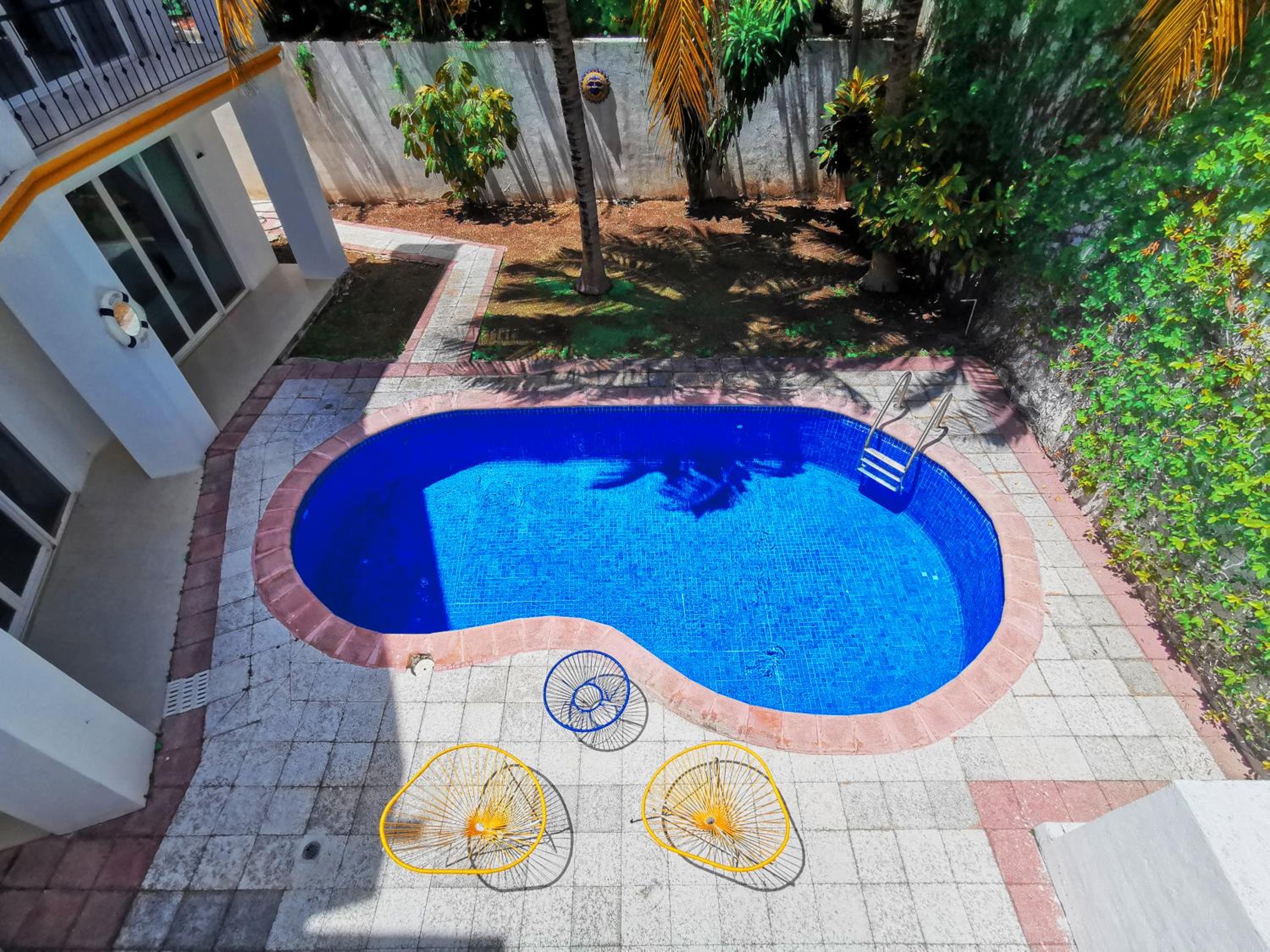 BEAUTIFUL & COZY NEAR BEACH Apartment Pool & KingSize Bed