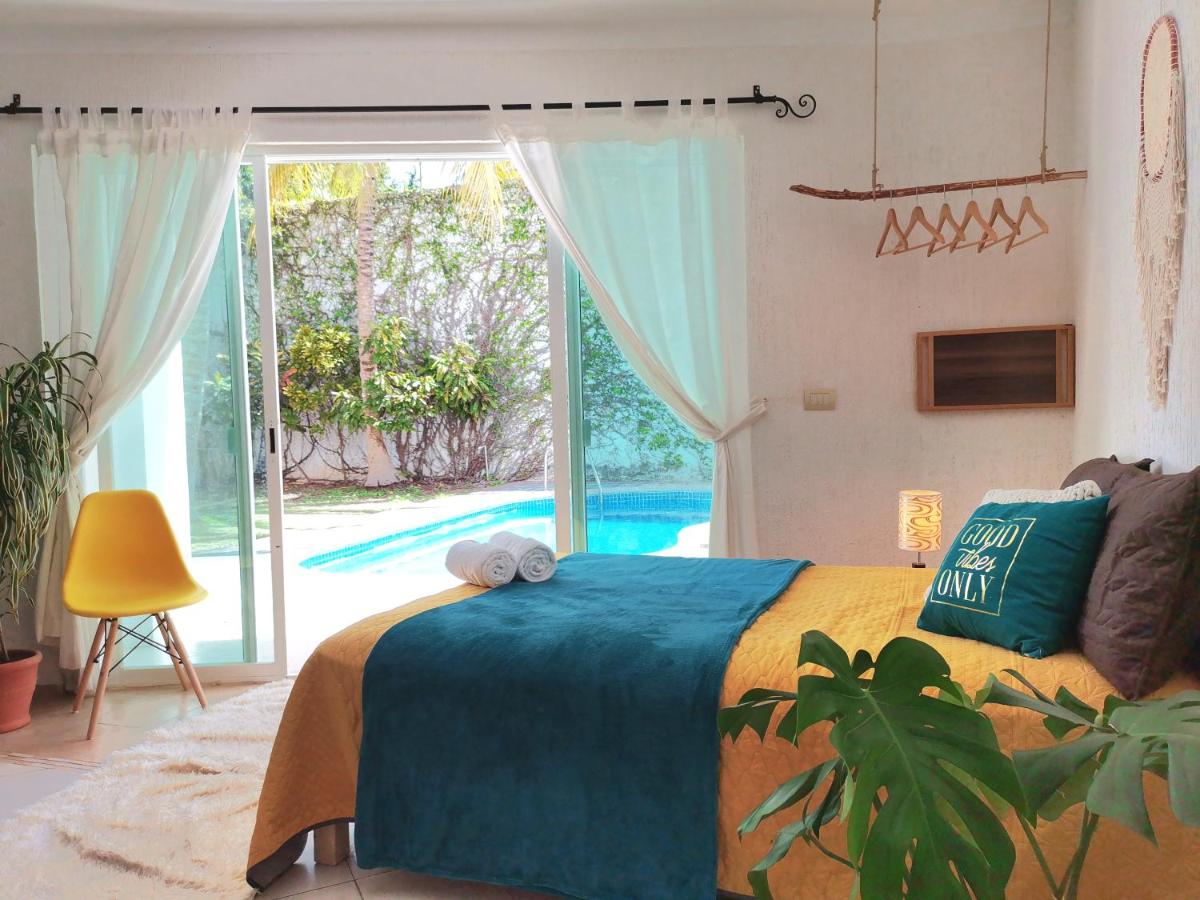 BEAUTIFUL & COZY NEAR BEACH Apartment Pool & KingSize Bed