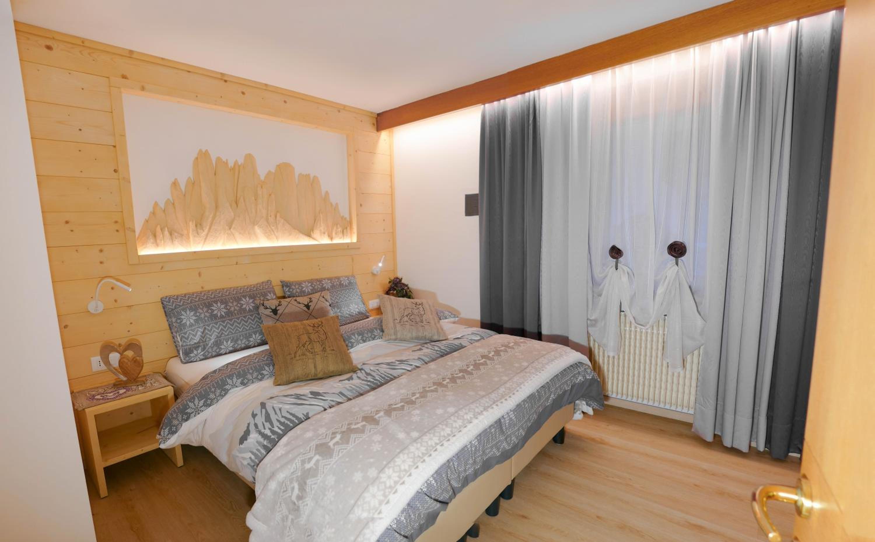 Villa Artic Apartments view 5