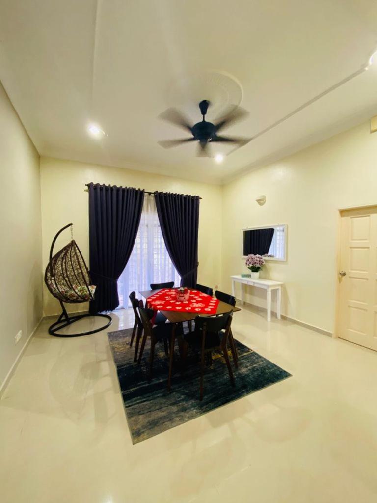 AYAHLONG BEACH GUESTHOUSE photo 8