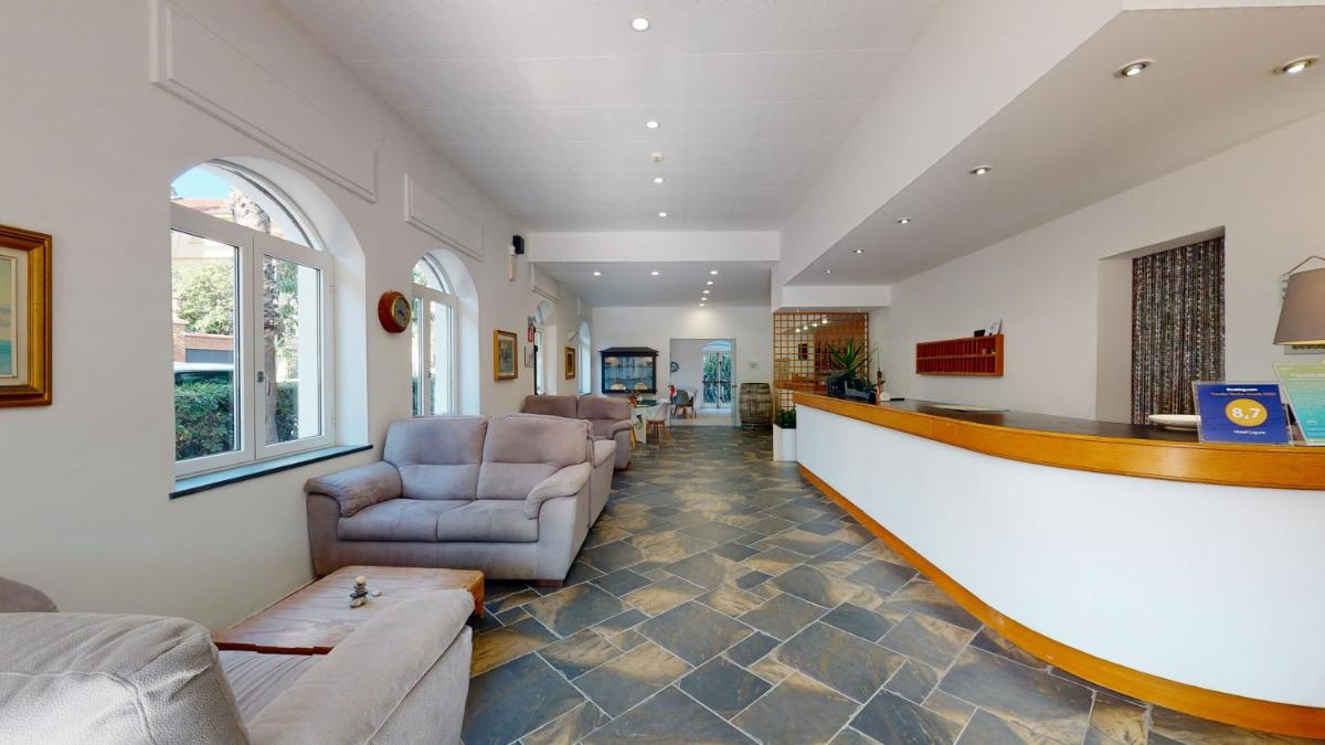 hotel reception