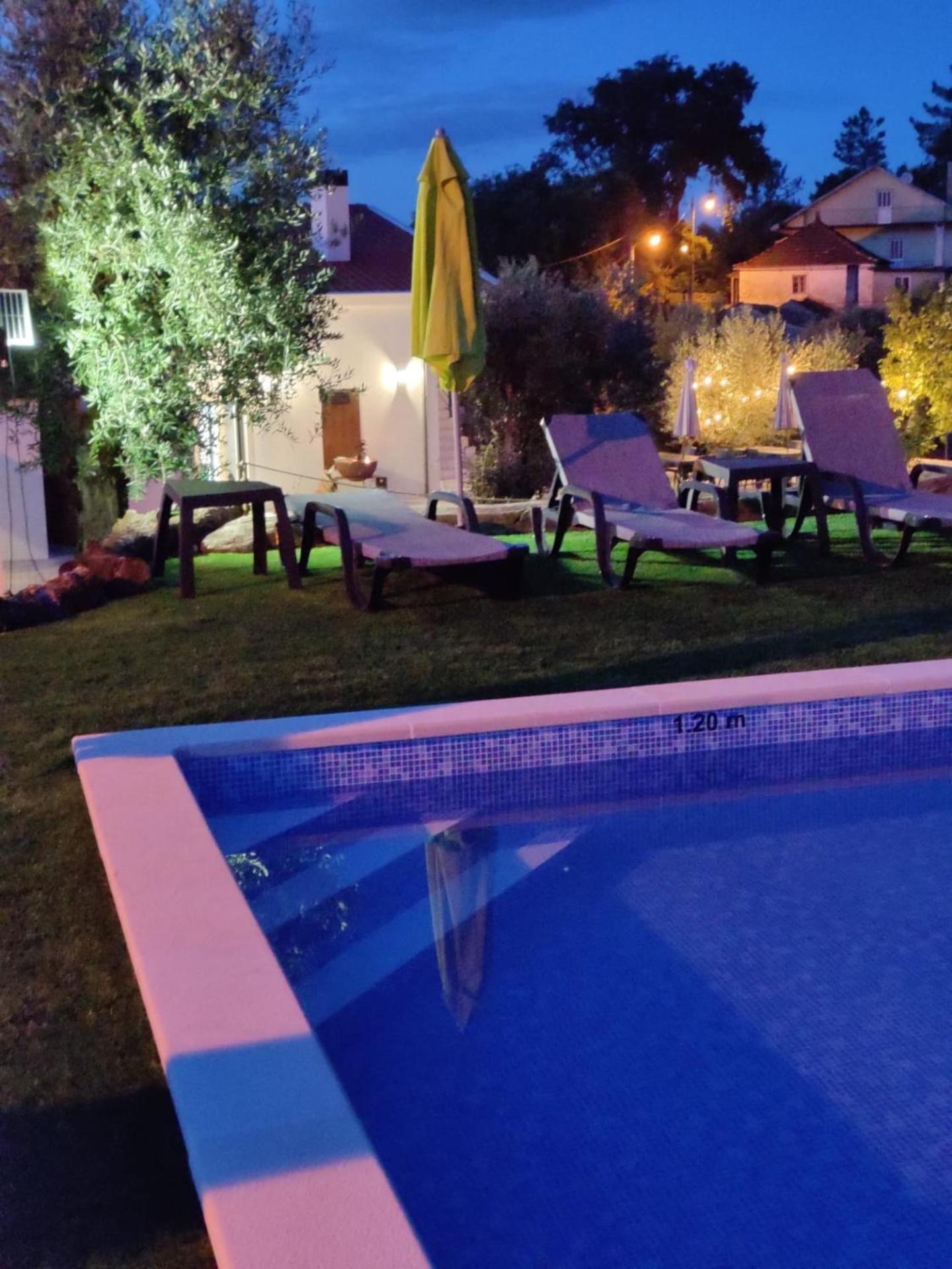 Poço e Meio - Padel & Pool view 2