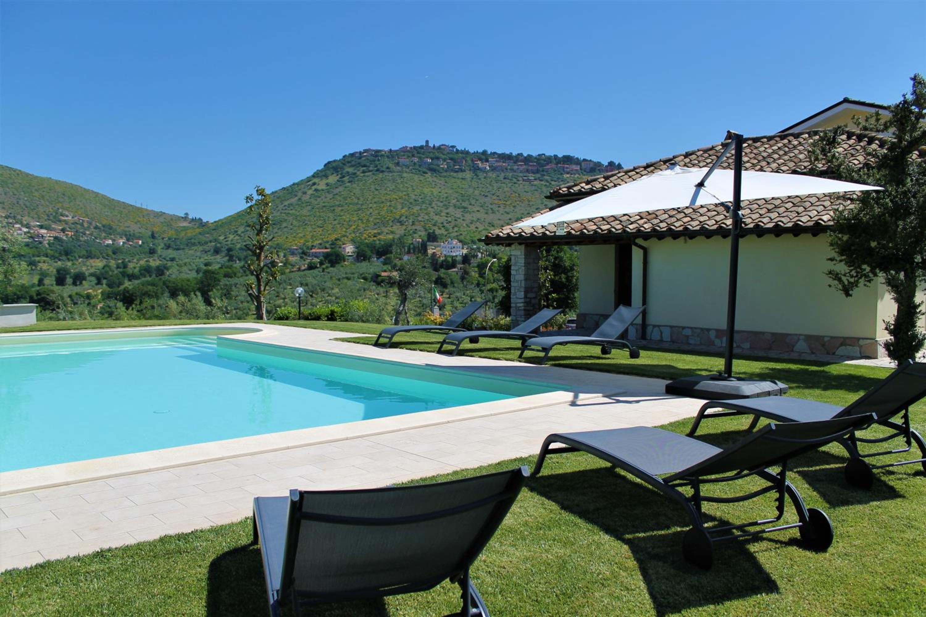 LO SCRIGNO COUNTRY HOUSE view 4