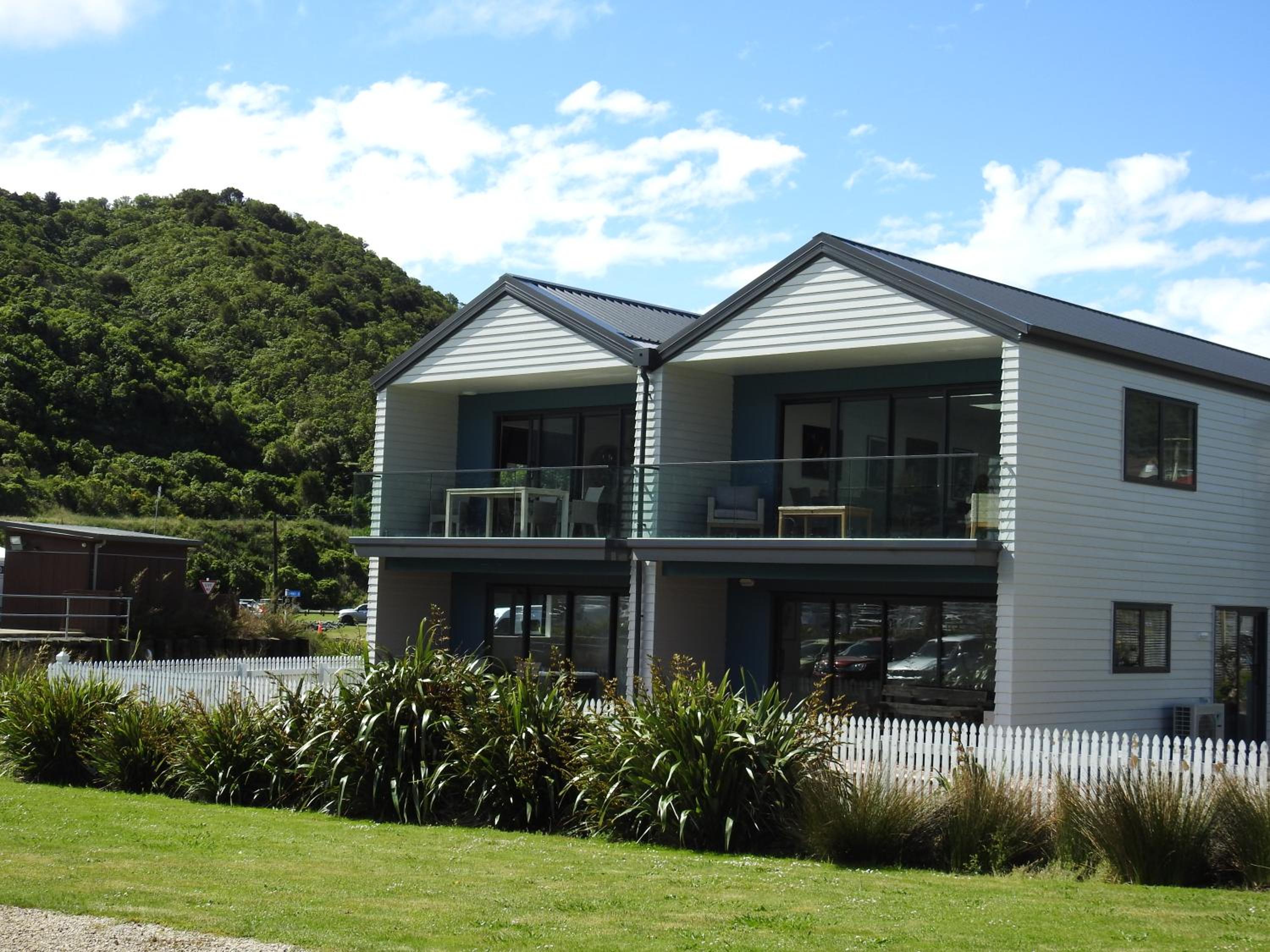Boathouse Apartments view 2