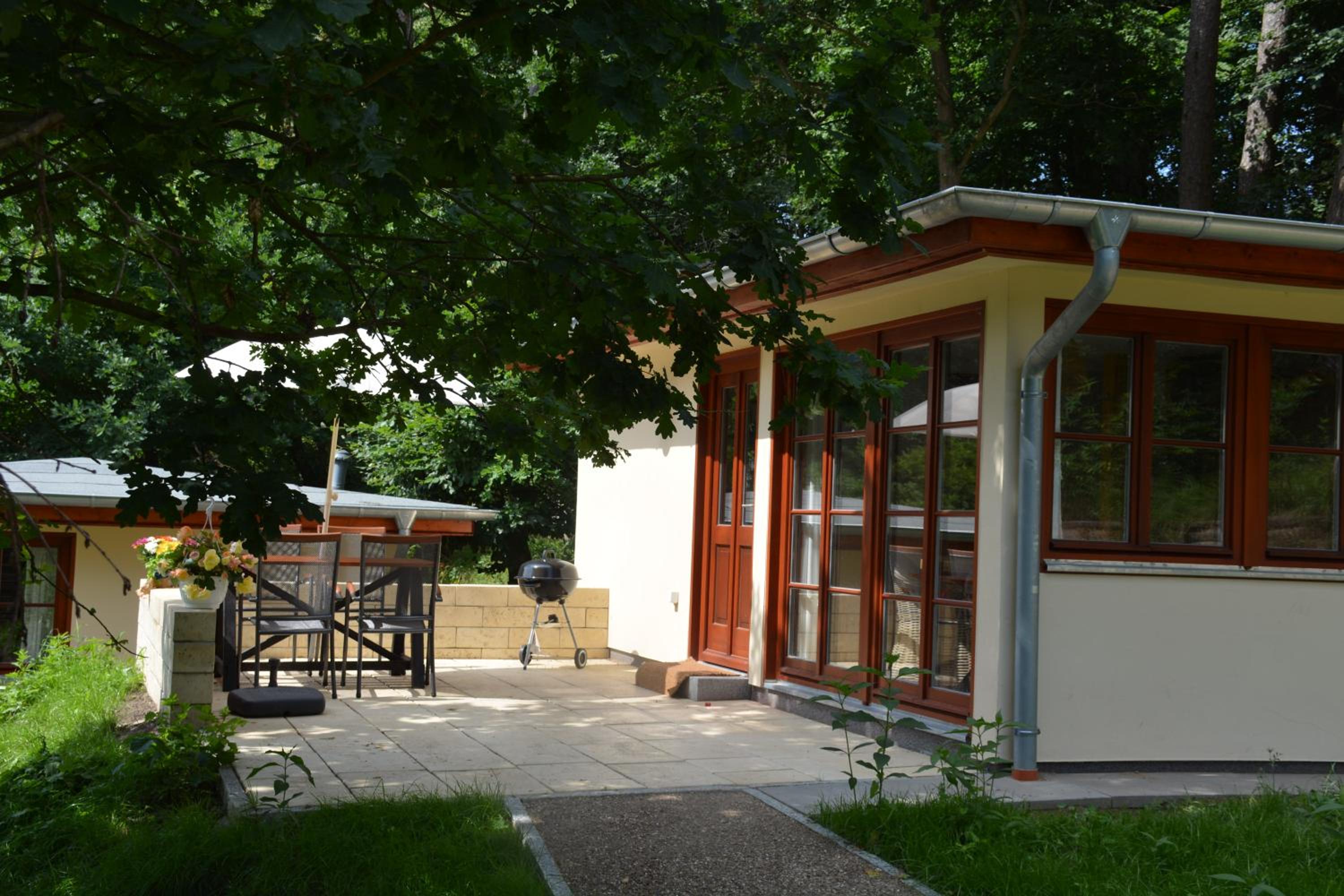 Bungalows am Waldessaum bei Hohenzieritz