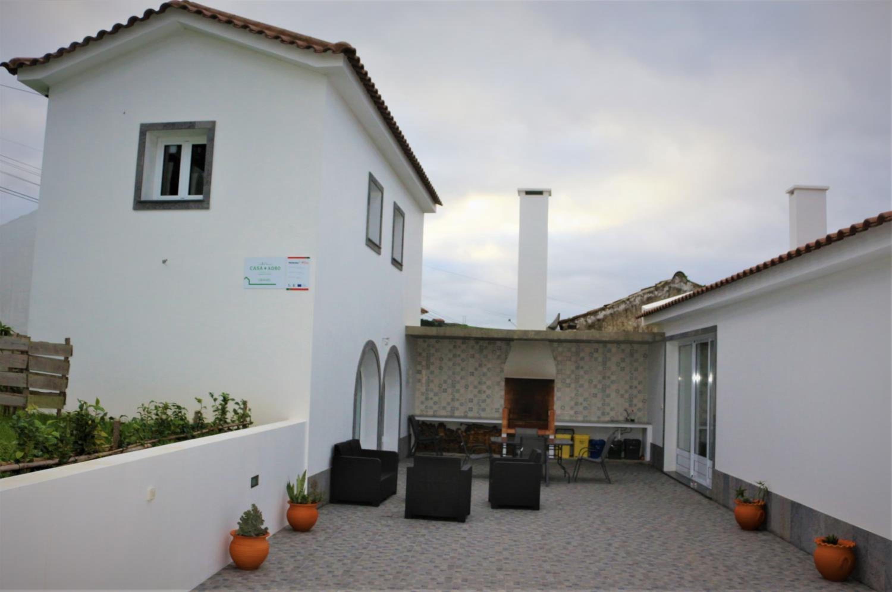 CASA DO ADRO -GRANEL view 2
