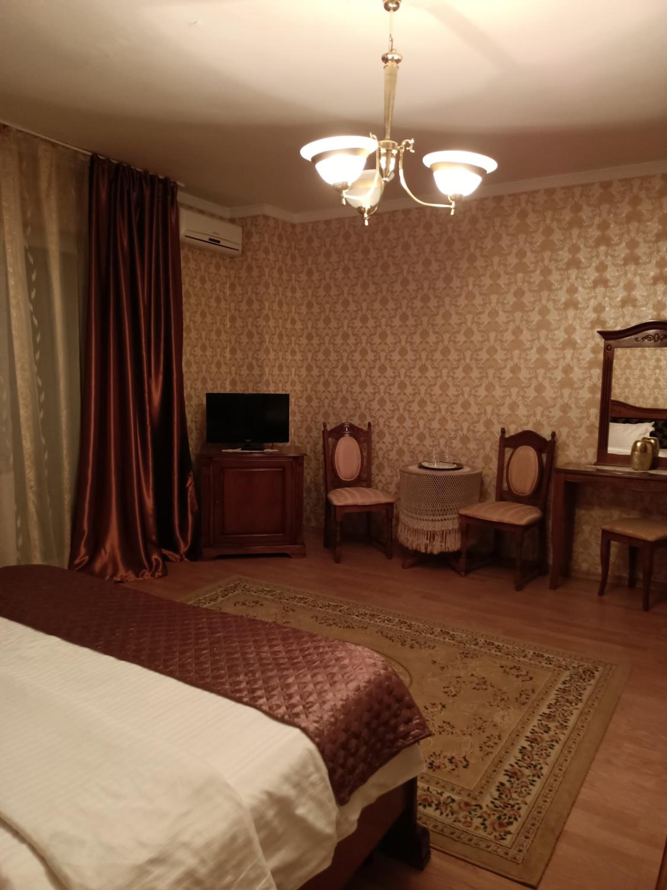 Pensiunea Lari