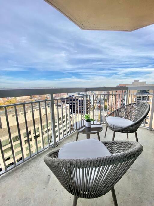 Gorgeous 2 BR Bedroom Condo At Ballston place with gym 2011 - Property Image 19