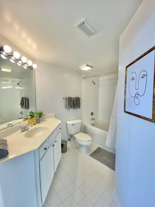 Gorgeous 2 BR Bedroom Condo At Ballston place with gym 2011 - Property Image 12
