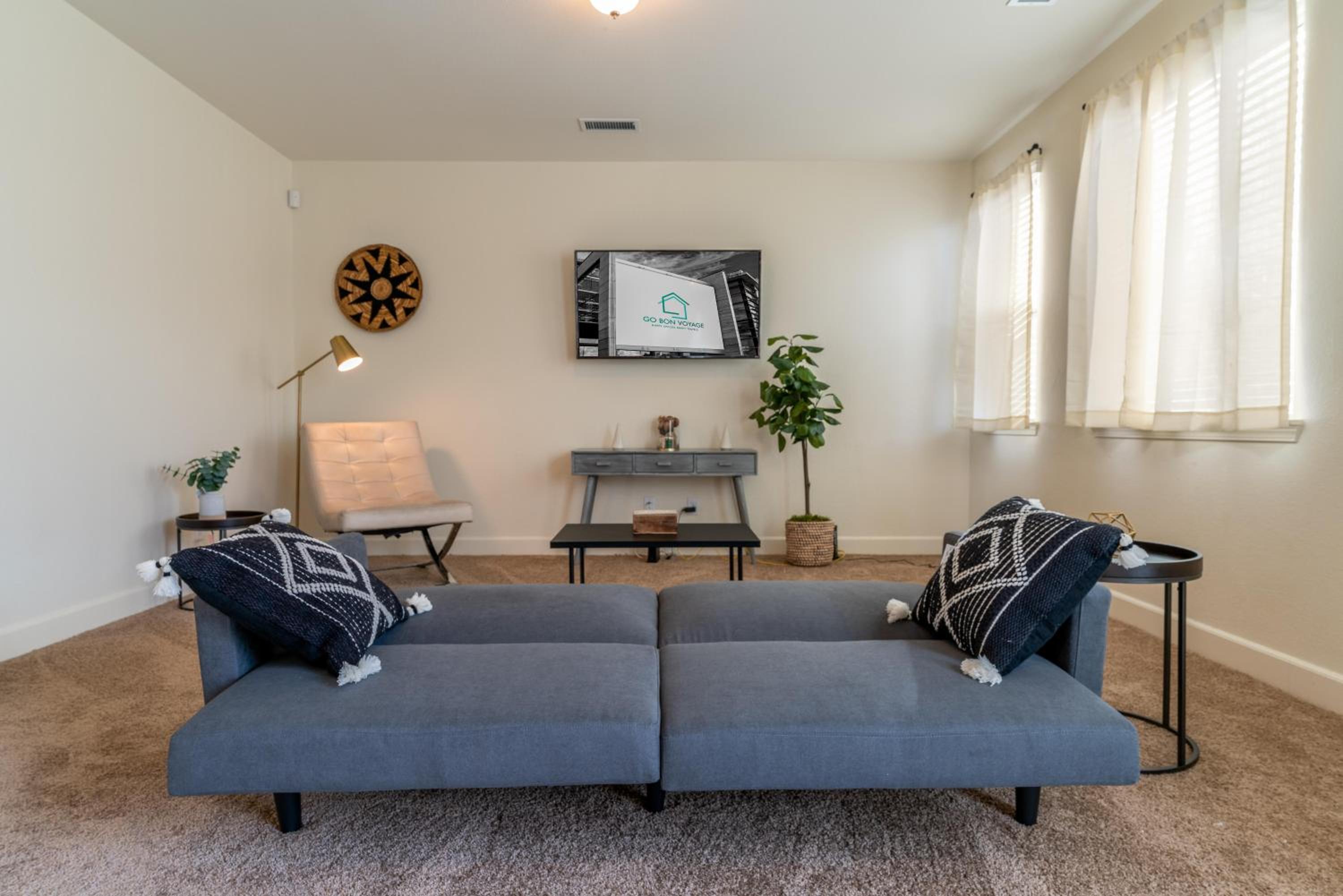 Dream Family Home in South Reno 4 bed 30 Min to Lake Tahoe - Property Image 36