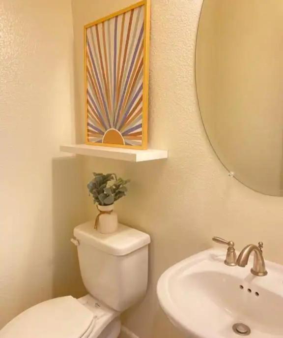 Dream Family Home in South Reno 4 bed 30 Min to Lake Tahoe - Property Image 7