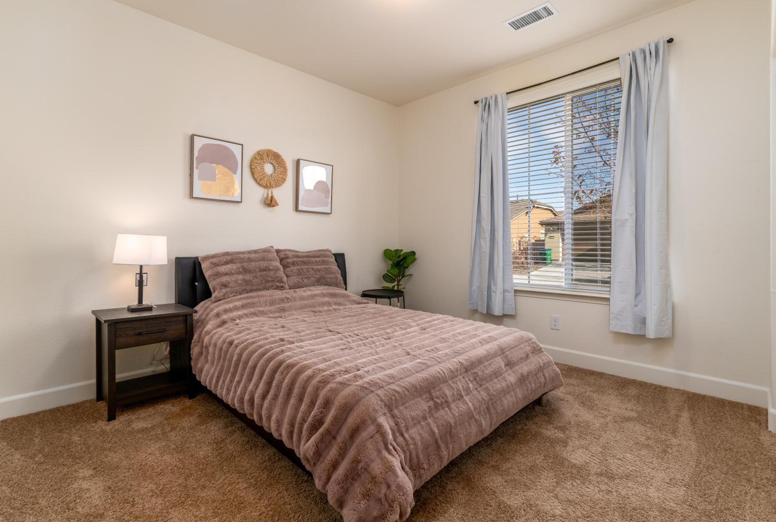 Dream Family Home in South Reno 4 bed 30 Min to Lake Tahoe - Property Image 39