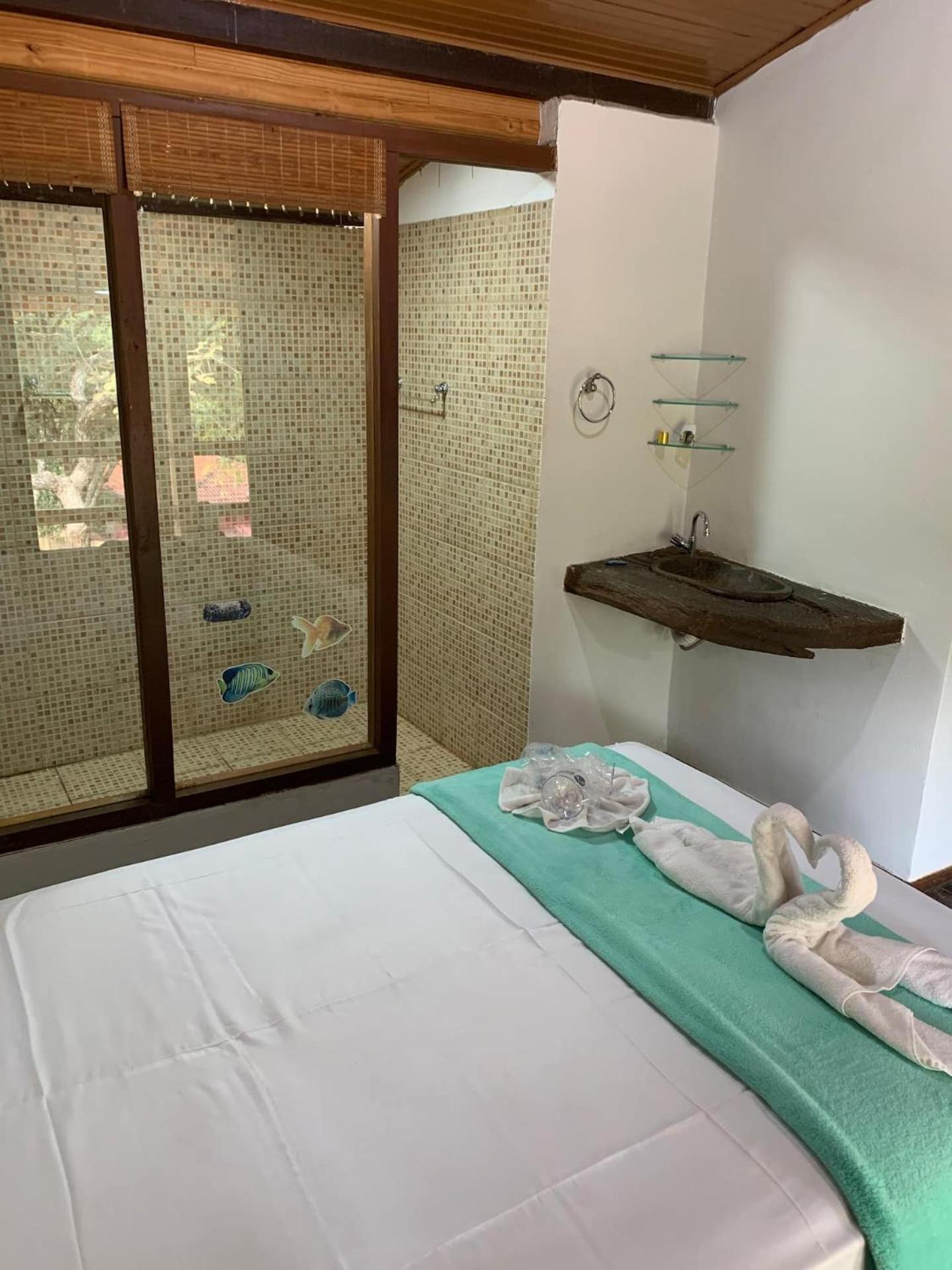 Casa Amarela Cipó Suítes e Cipó Kombi VIP 600m centro Serra do Cipó