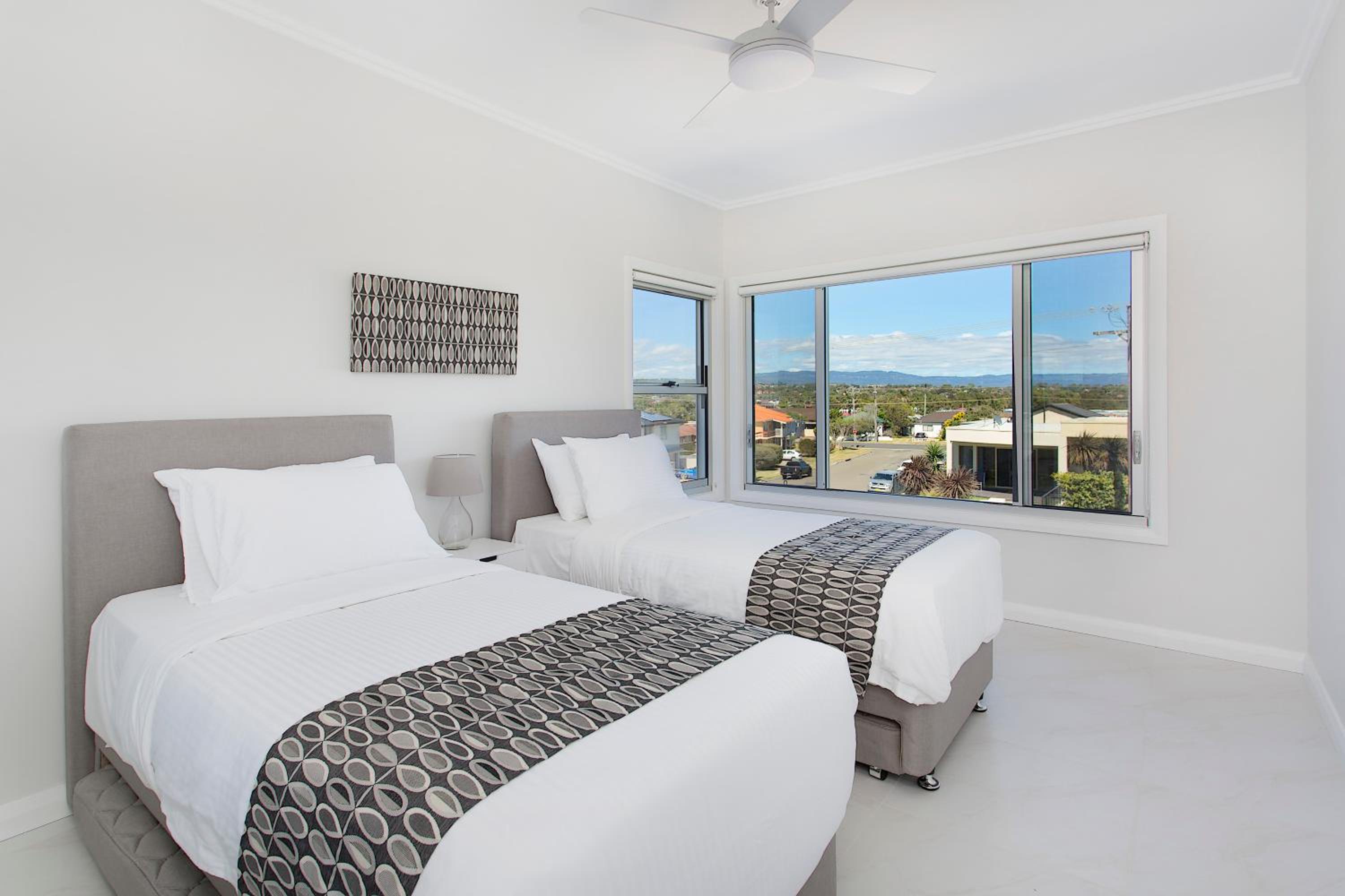 Seabreeze Stays on the Beach - Property Image 35