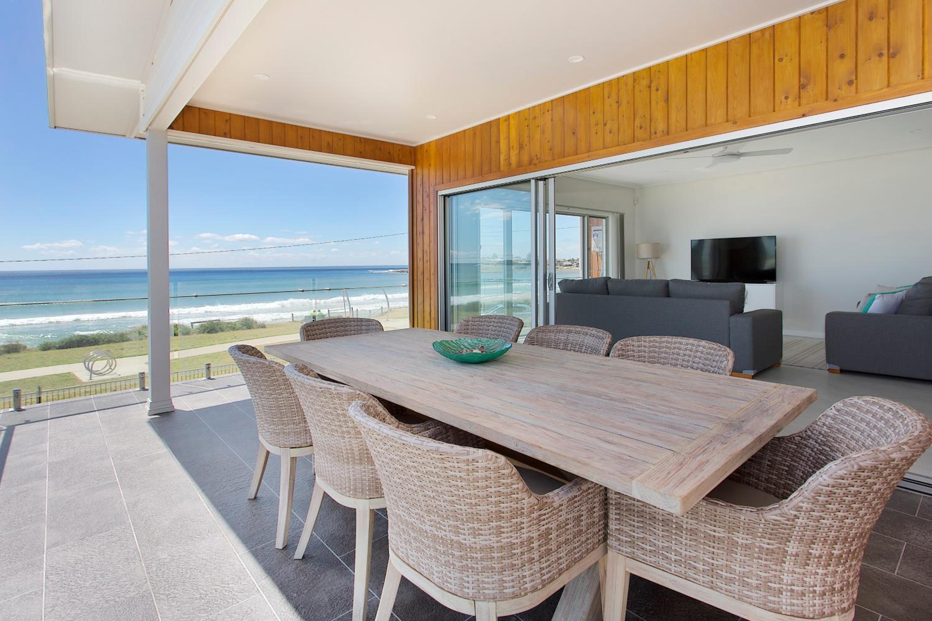 Seabreeze Stays on the Beach - Property Image 32