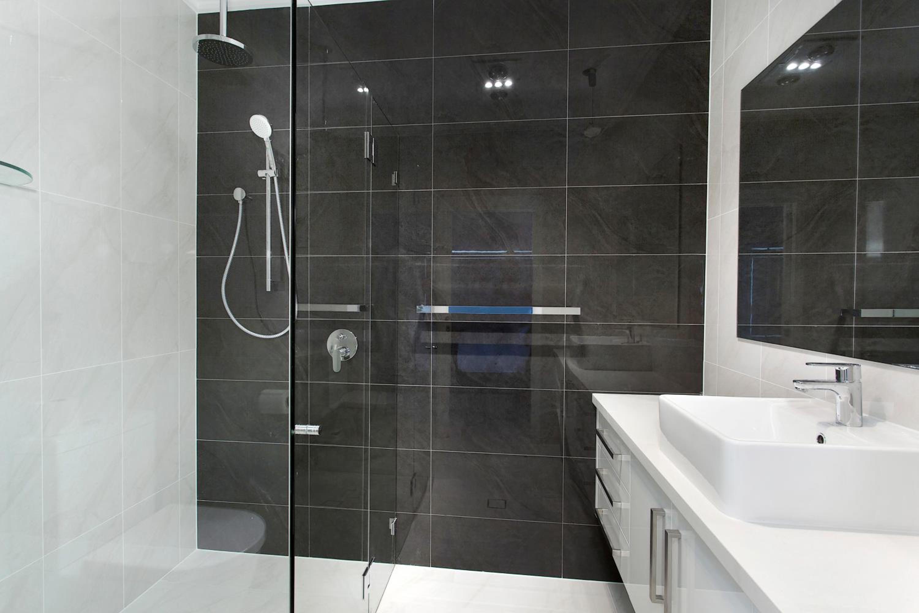 Seabreeze Stays on the Beach - Property Image 12