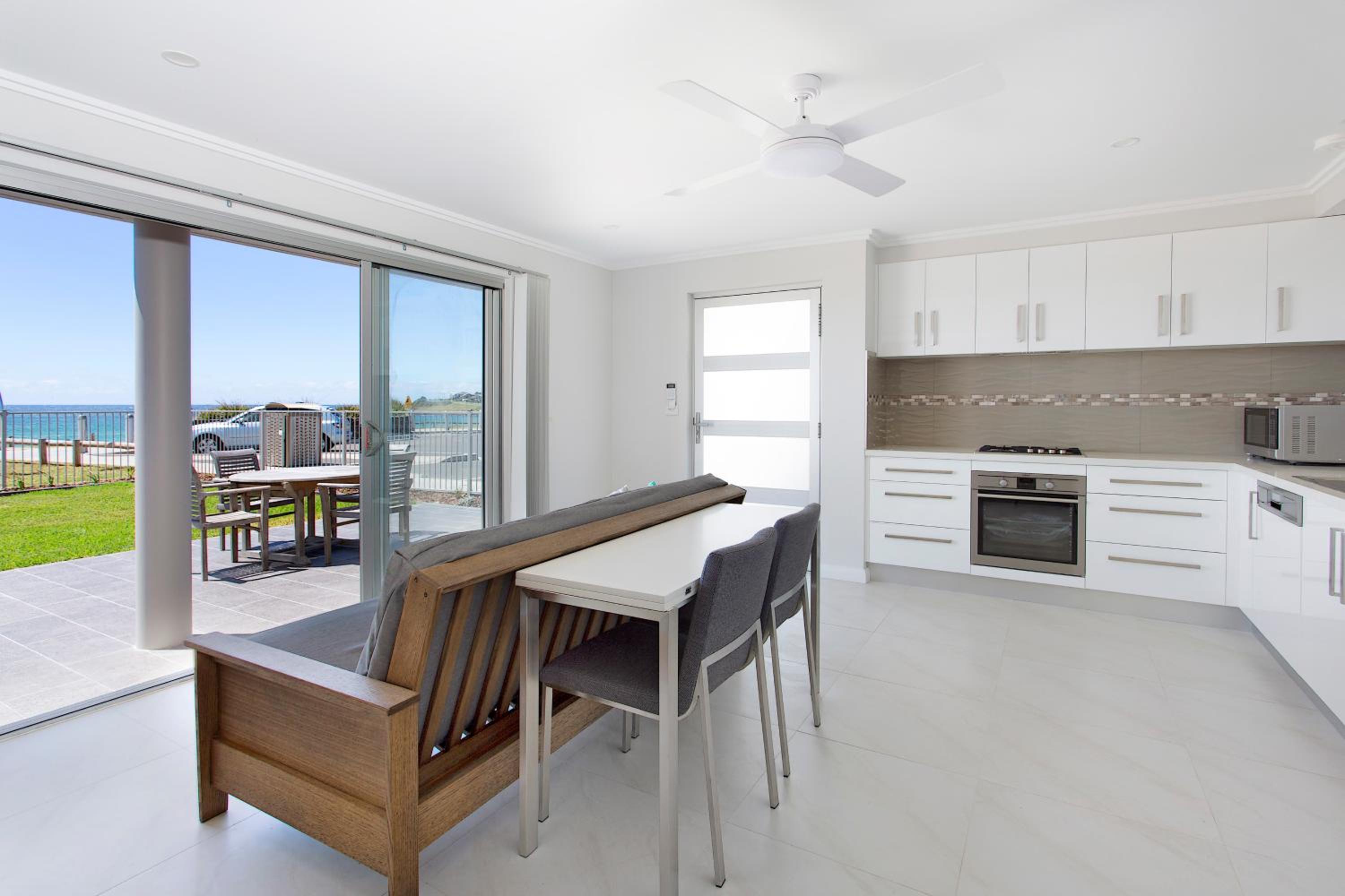 Seabreeze Stays on the Beach - Property Image 16