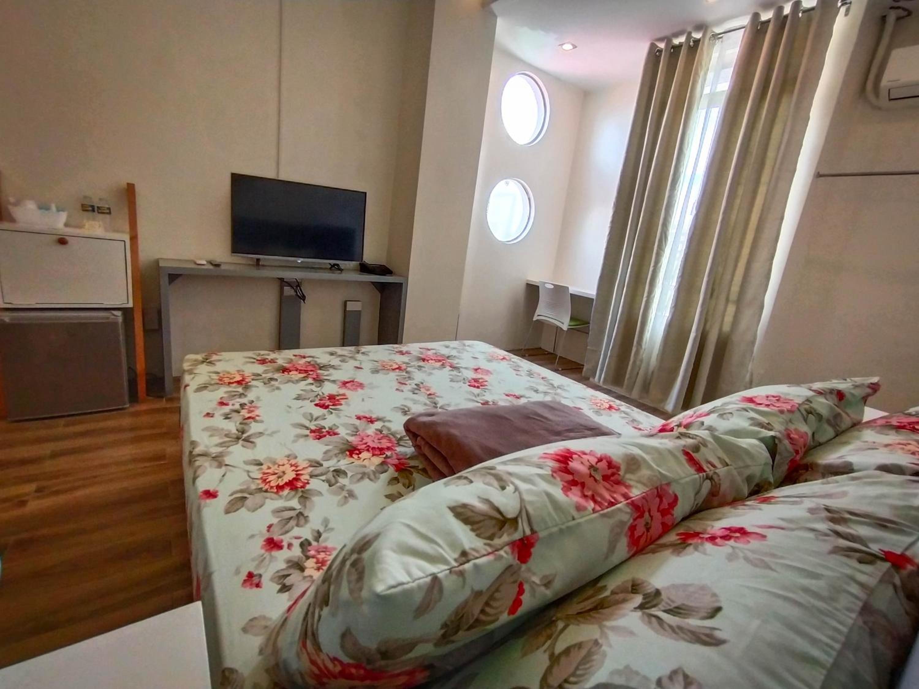 Zillion Pavilion Family & Business Hotel