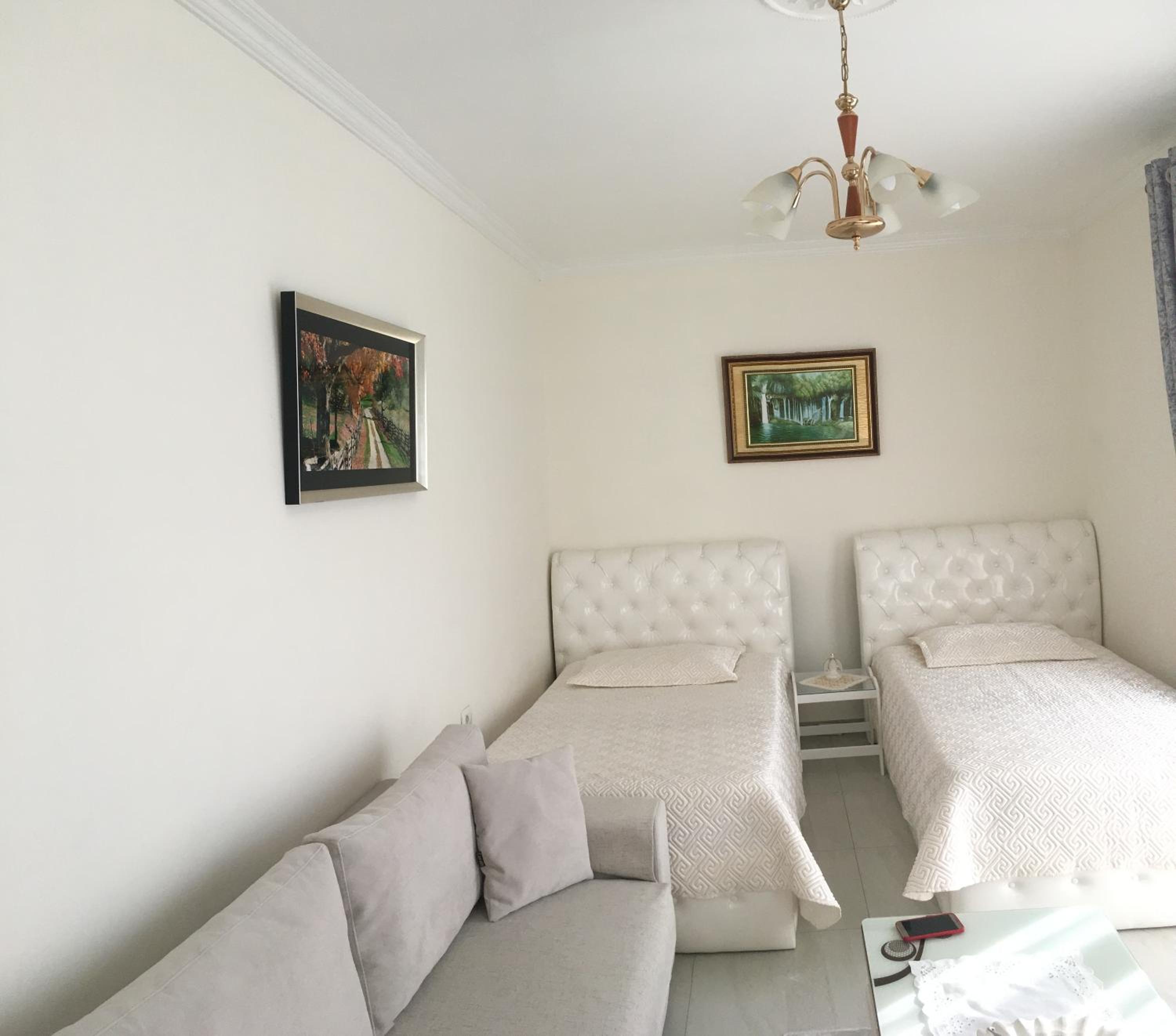 Apartament Oresti