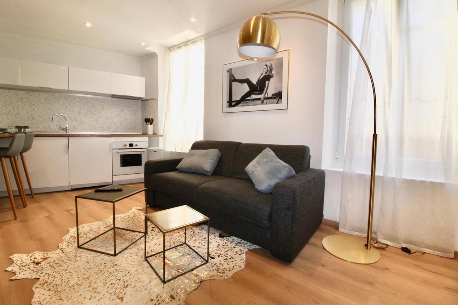 Lovely Apartment Heart of Golden Square Fiber Wifi photo 4
