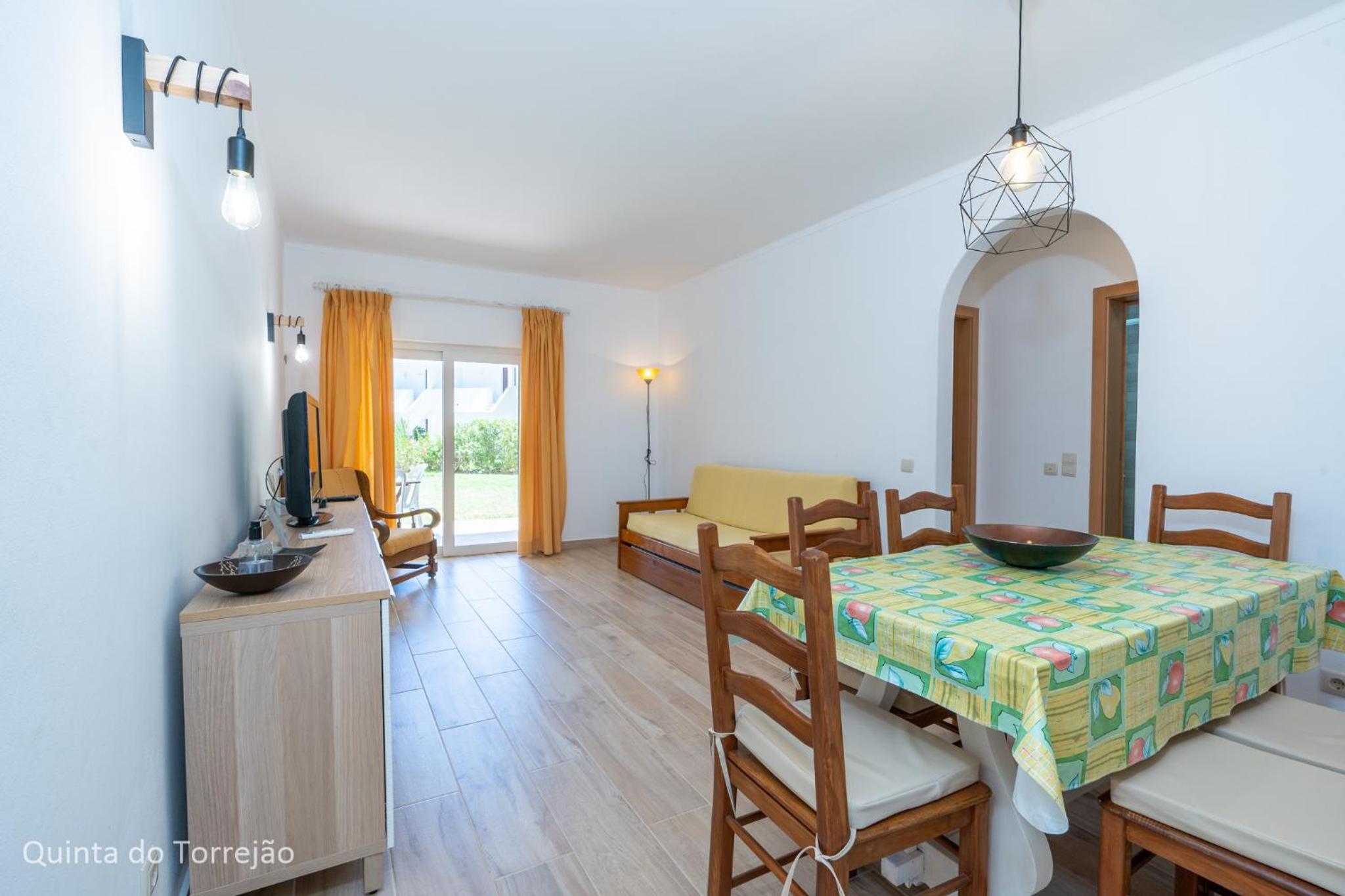 Renovated Algarve Apartments with Pool view 5