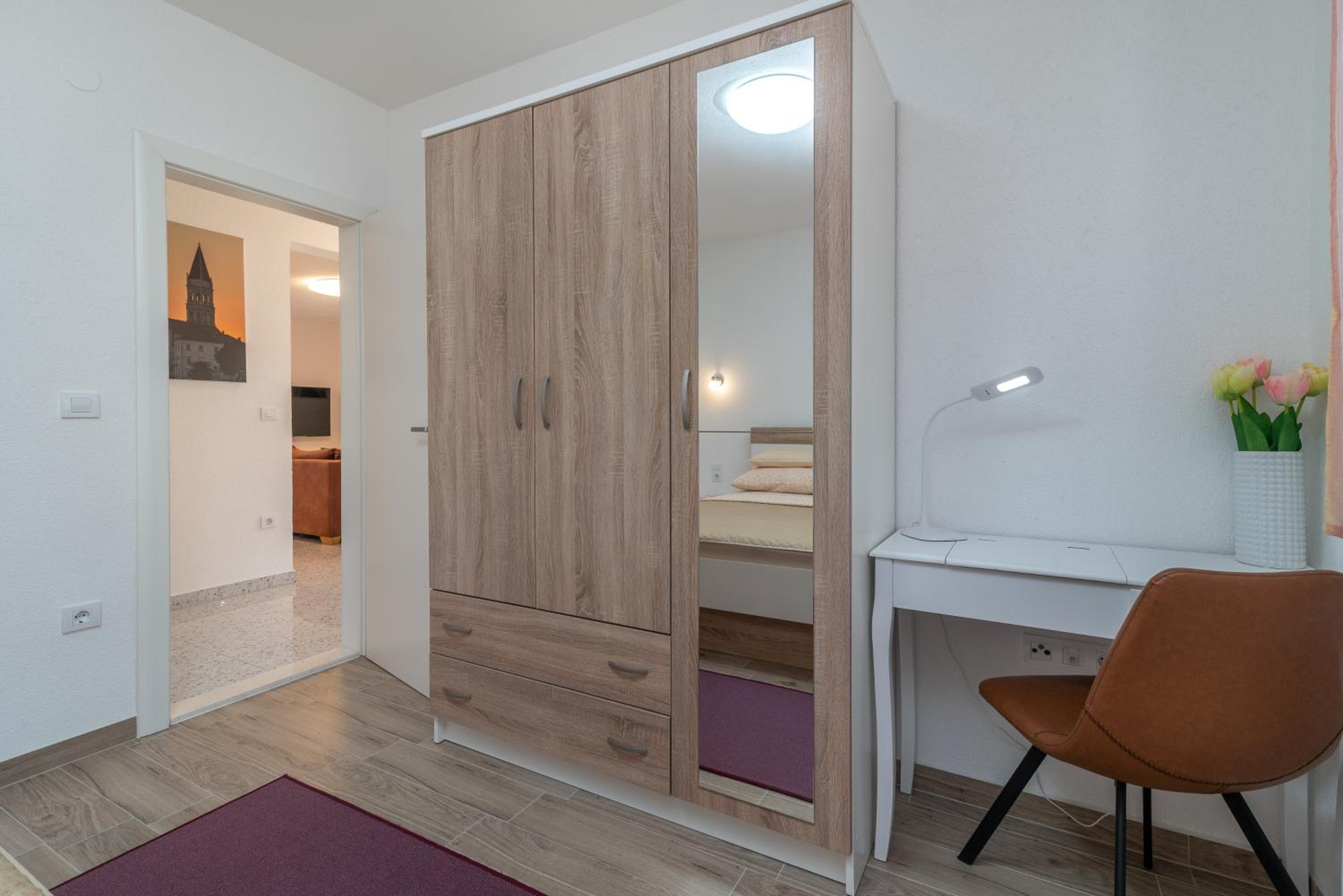 Apartment GAGULA with jacuzzi view 5