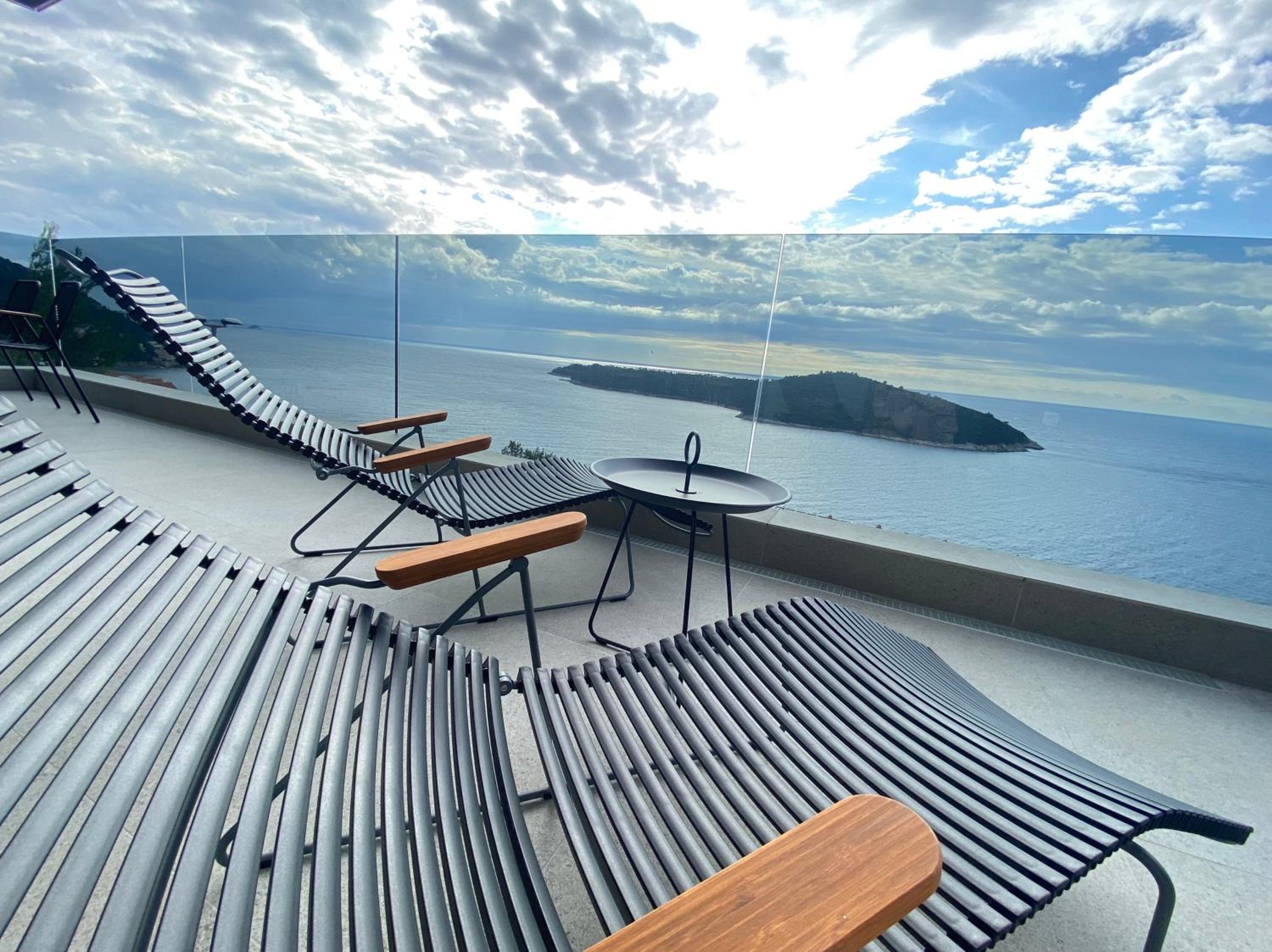 New&Luxury Apartment with an Outstanding View - Bombii Blue