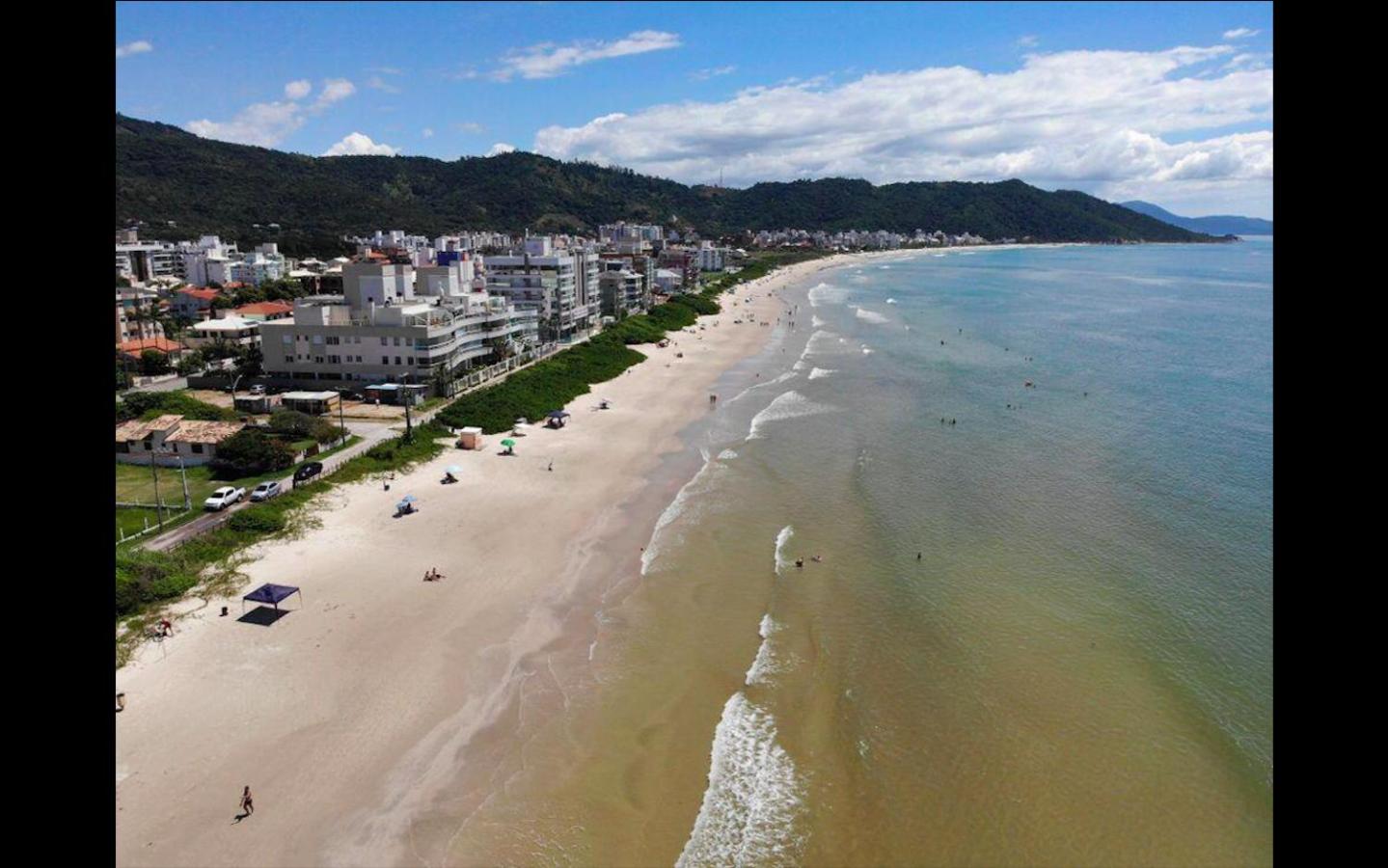 Apartamento Cobertura PALMAS DO ARVOREDO para 7 pessoas a 250m do mar com terraço e vista maravilhosa