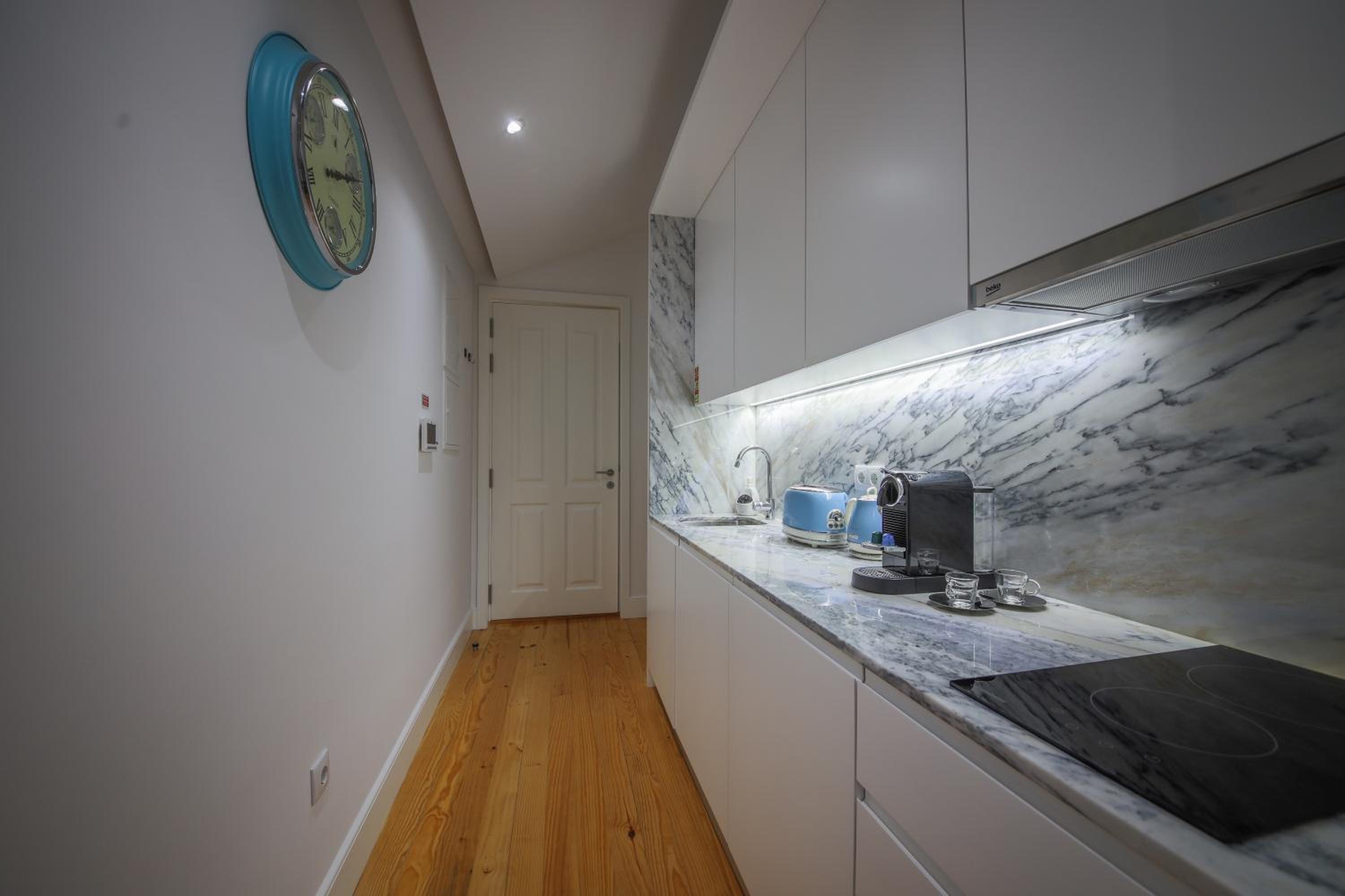 Sunshine Apartment en Porto — kitchen