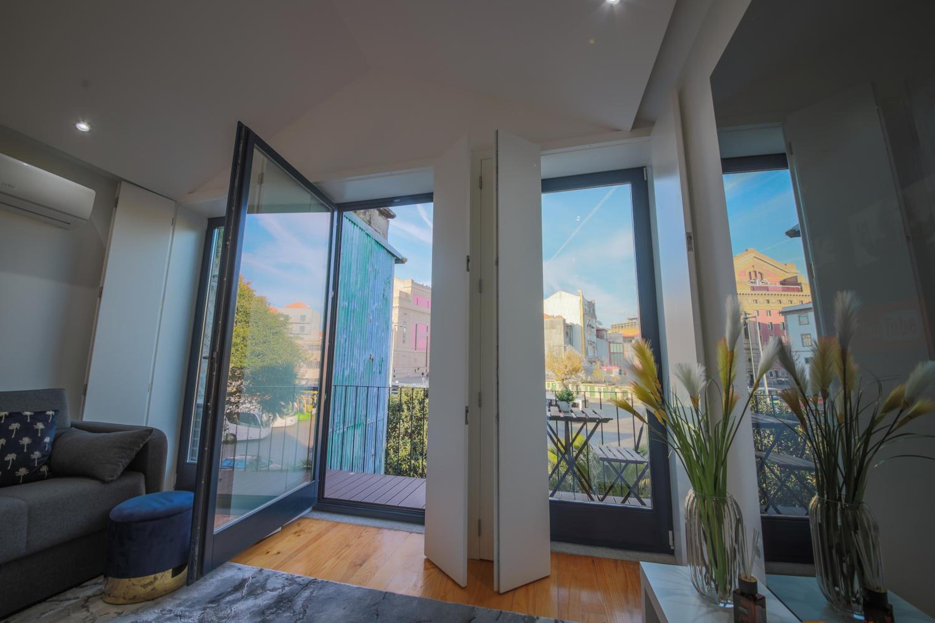 Sunshine Apartment