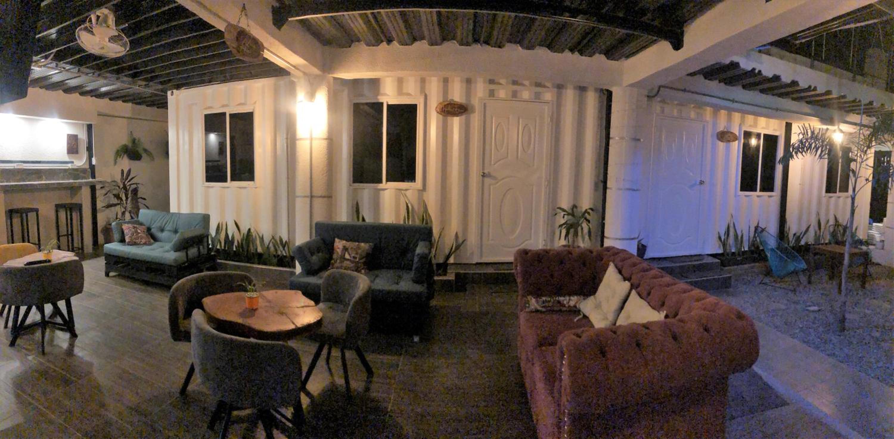 lounge