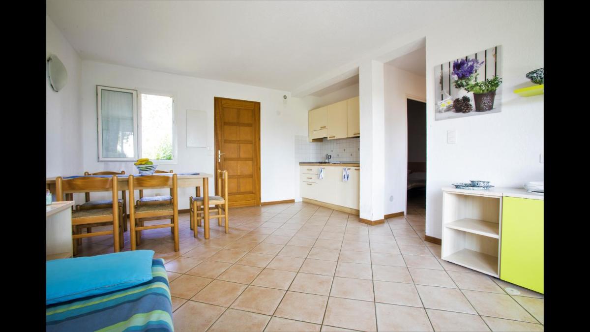 Studio apartment on the sea for couples or families view 5