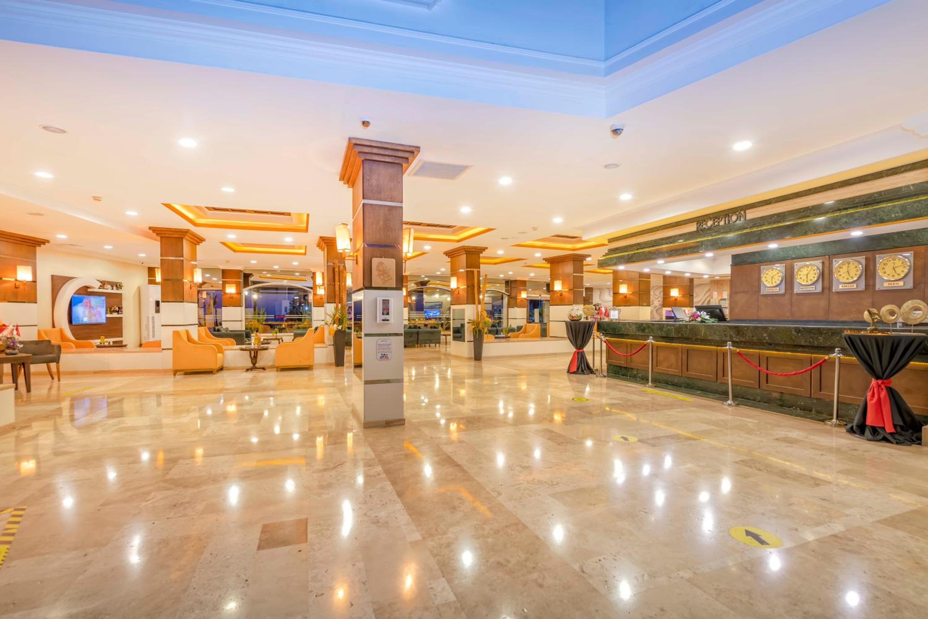 Hotel Armas Labada - Image 1