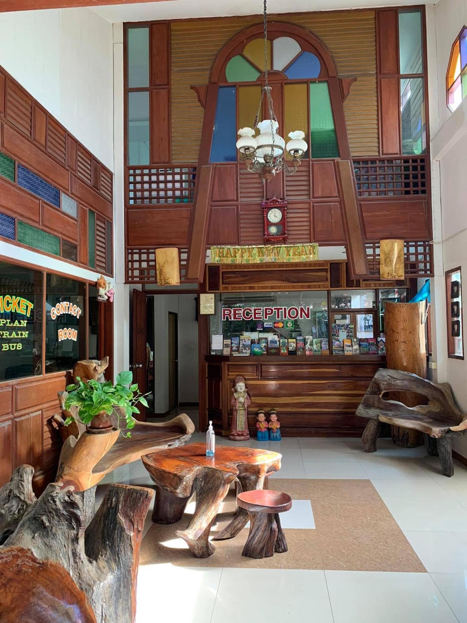 Rattana Guesthouse & Bungalow