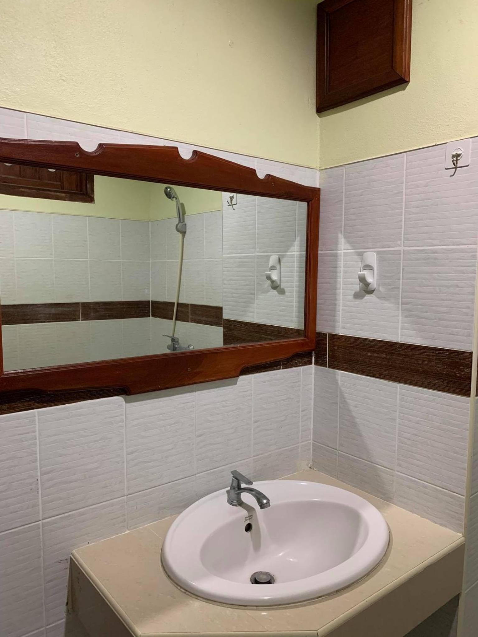 Rattana Guesthouse & Bungalow