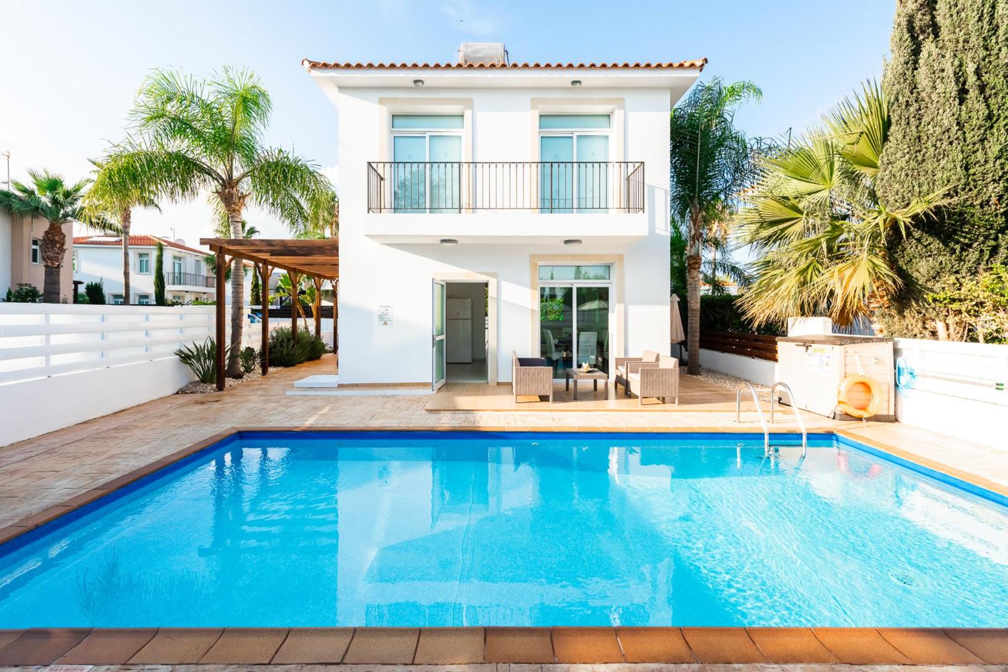 Villa Palm Breeze by Ezoria Villas